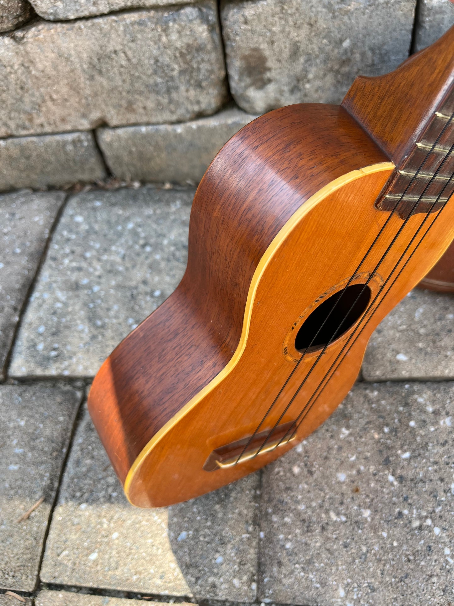 Vintage Gibson Style 2 Spruce Top Ukulele 1930’s