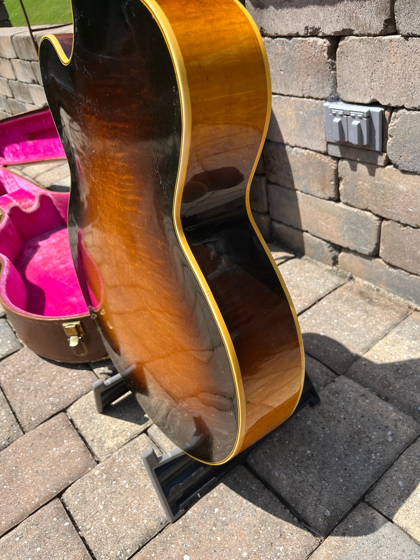 Vintage 1952 Gibson ES 5 Hollow Body Guitar