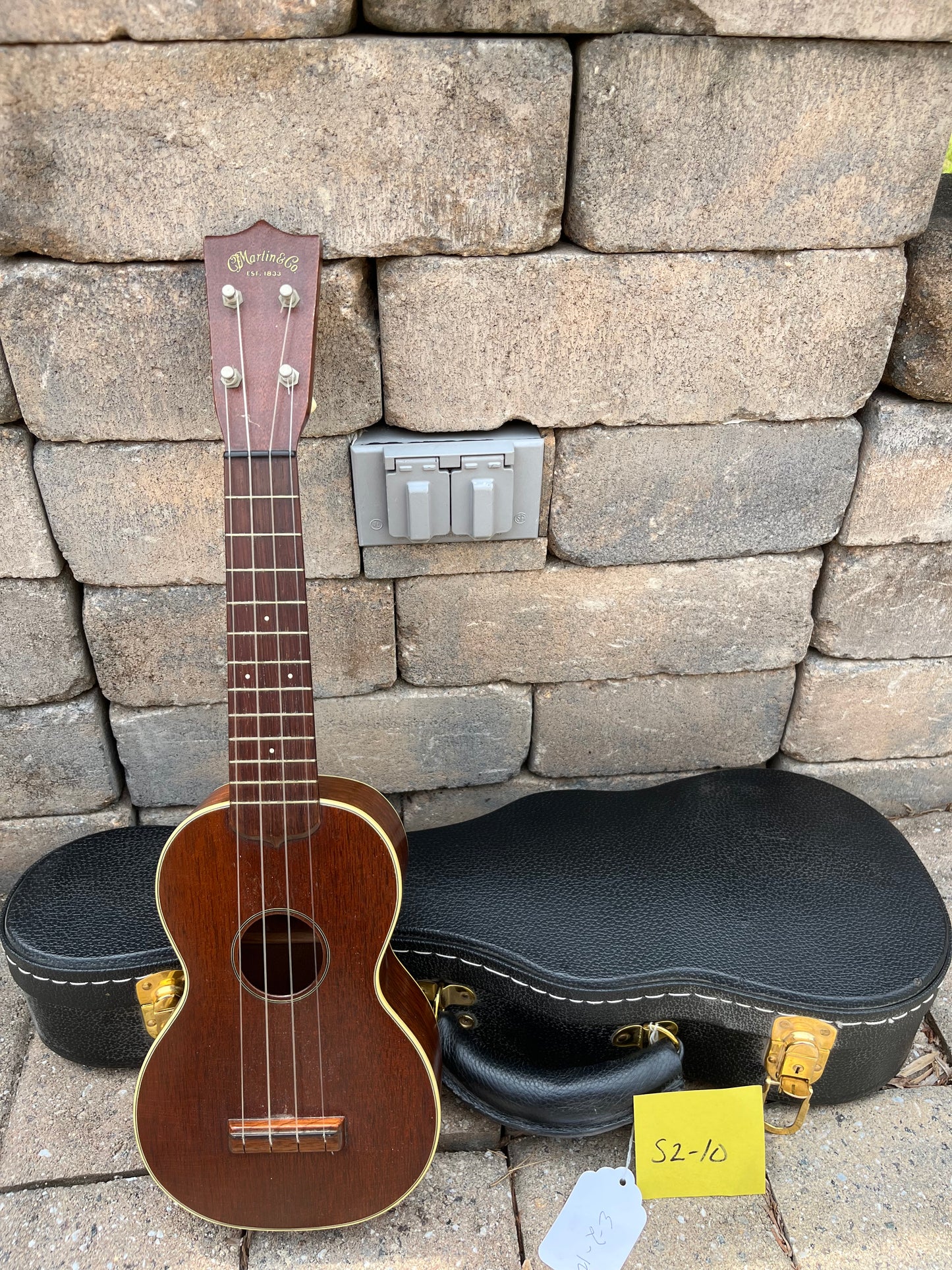 Vintage Martin Style 2 Ukulele
