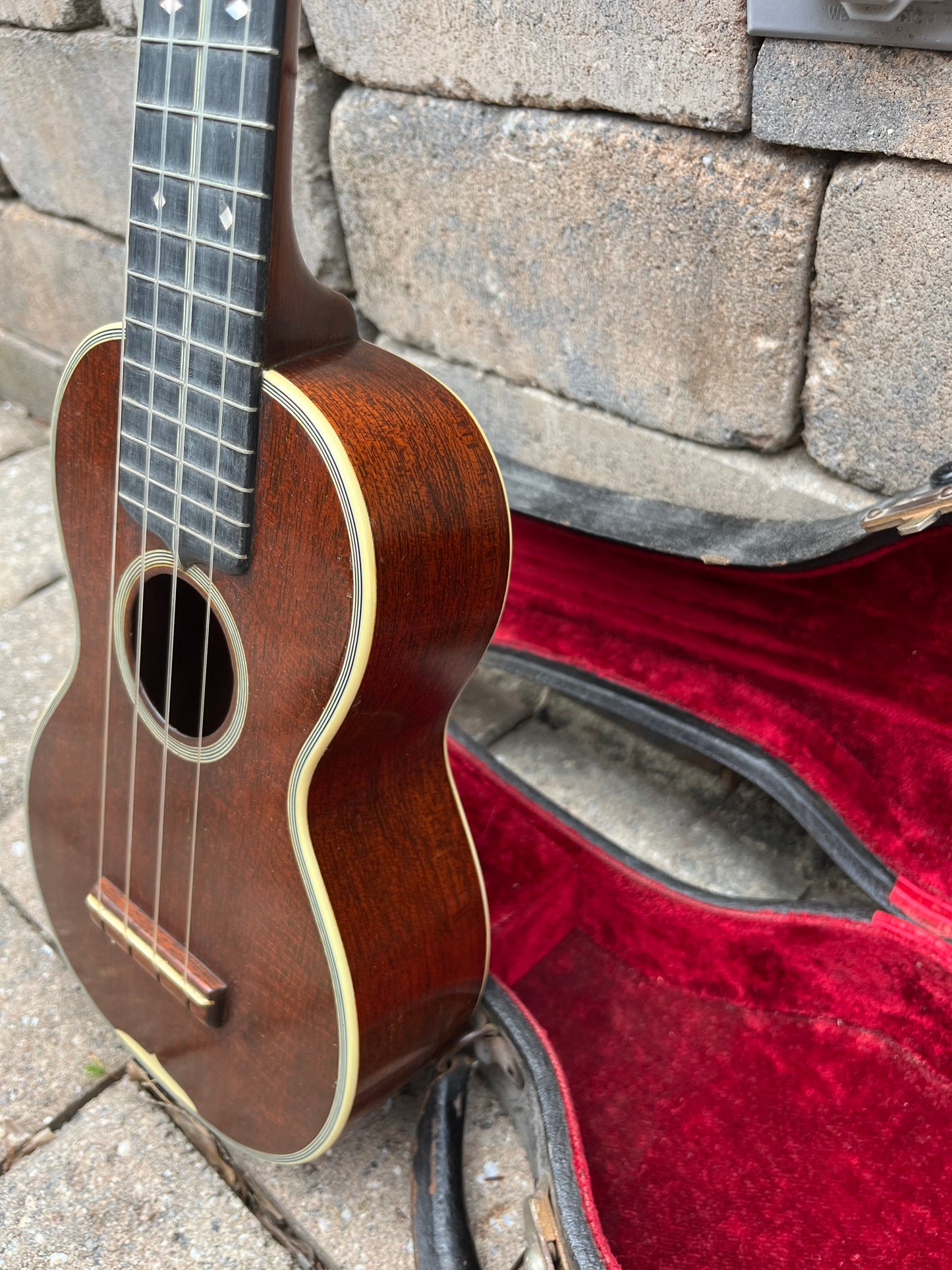 Vintage Martin Style 3 Ukulele