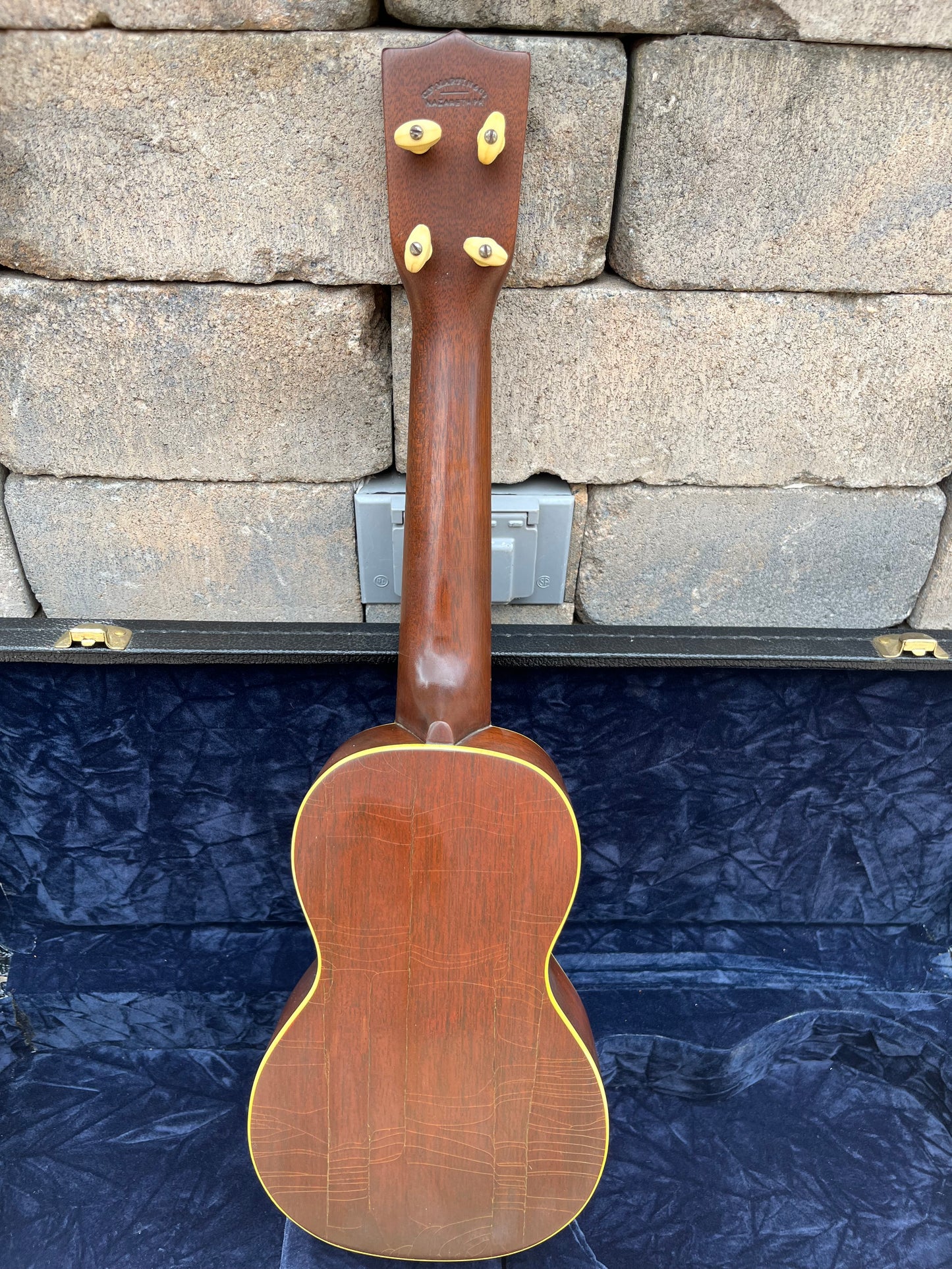 Vintage Martin Style 2 Ukulele