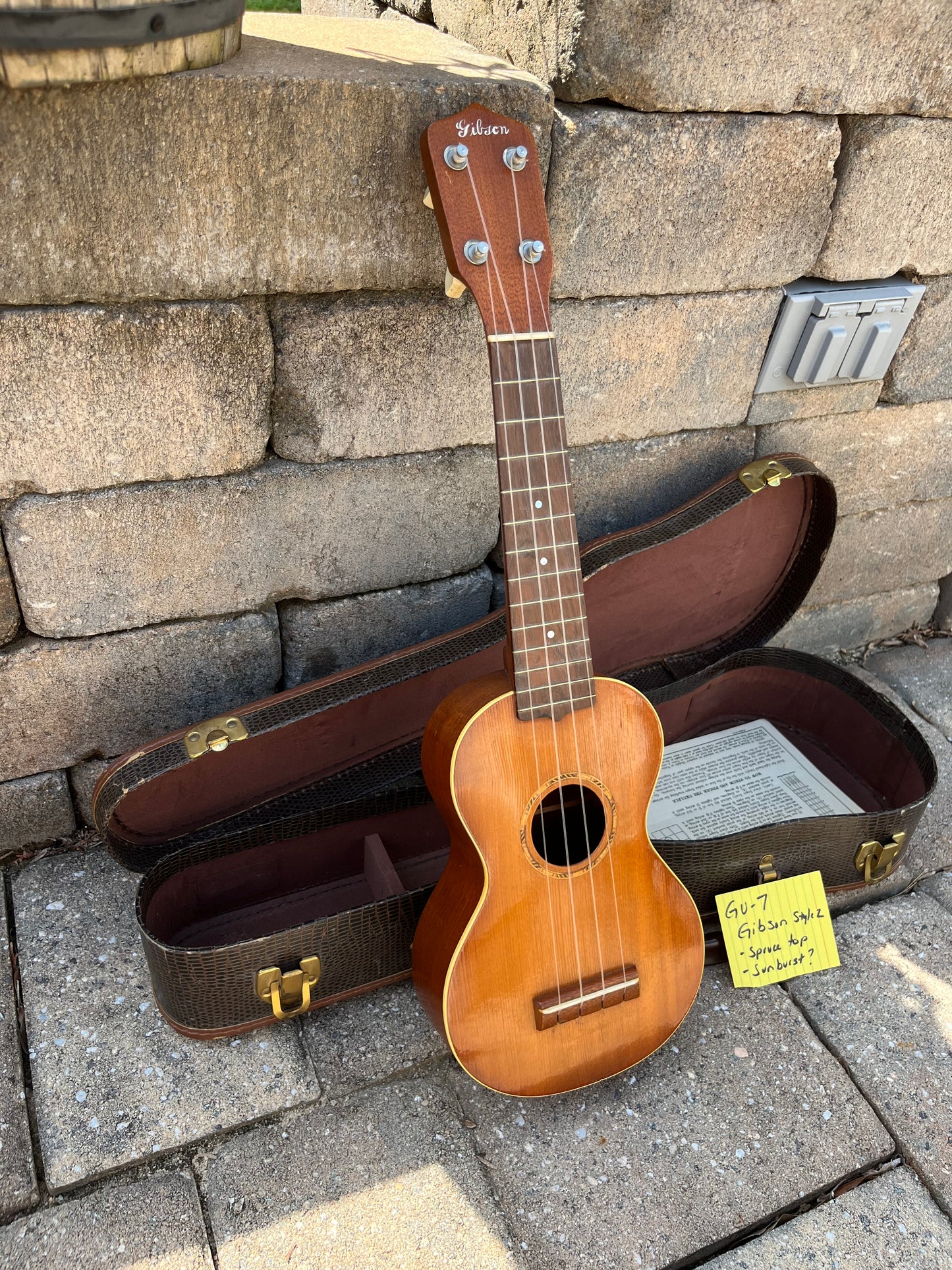 Vintage Gibson Style 2 1930’s Ukulele Spruce Top