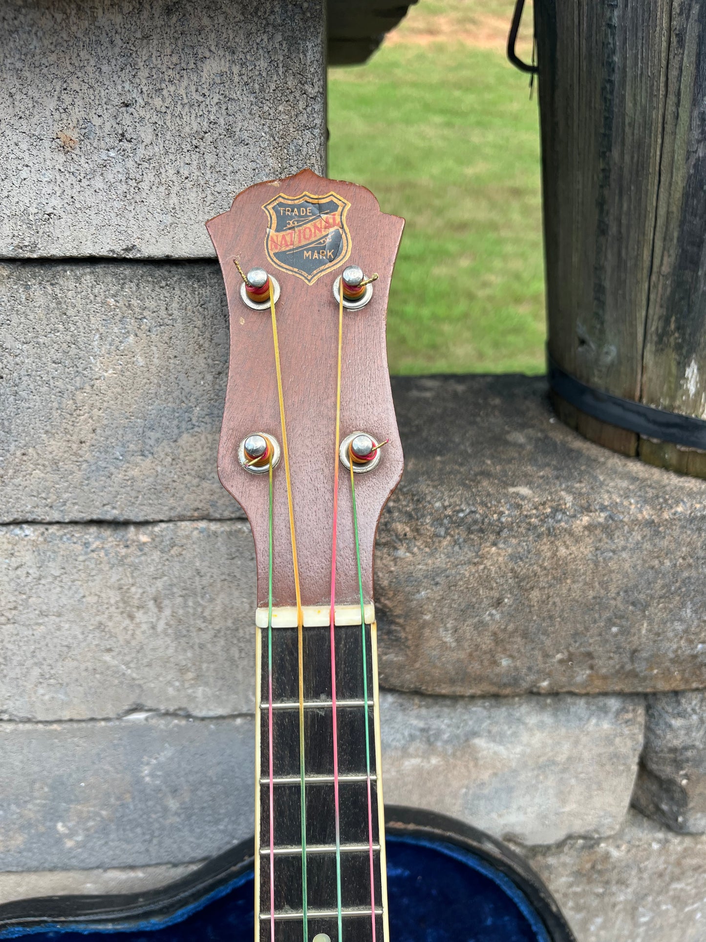 Vintage National Ukulele Style 1