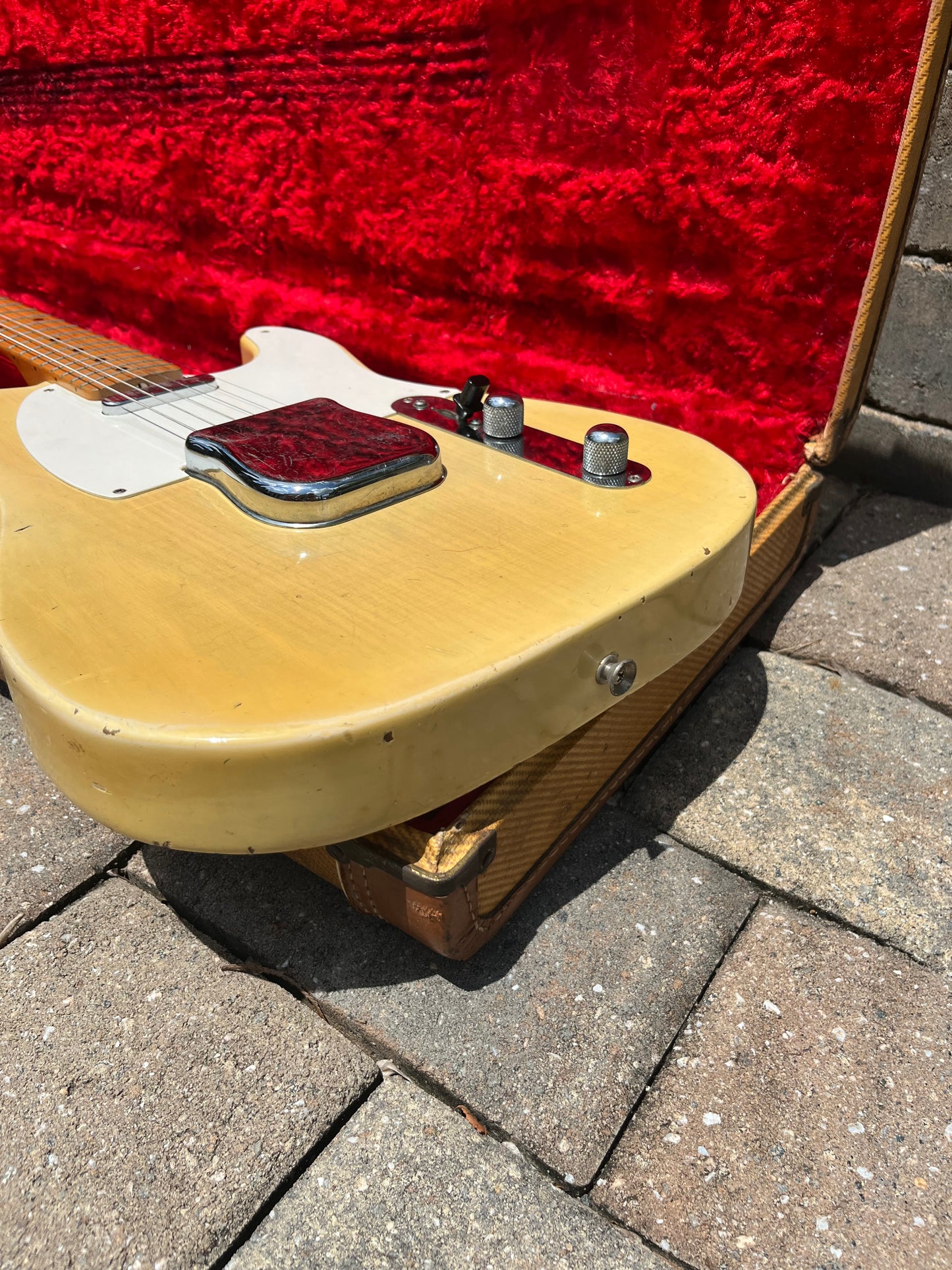 Vintage 1959 Fender Telecaster Blond Guitar