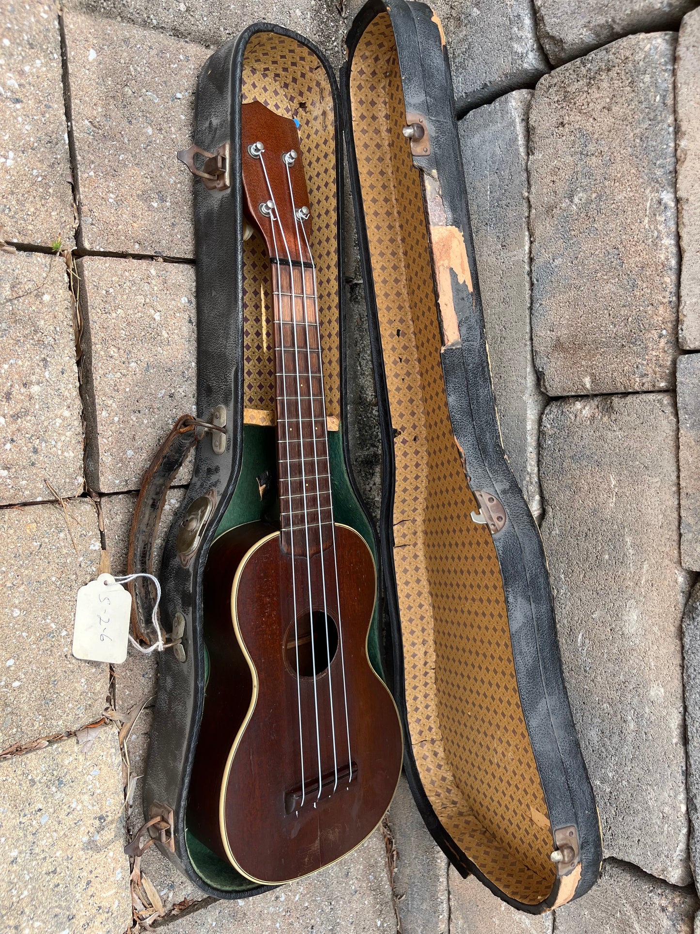 Vintage Martin Style 2 Mahogany Ukulele