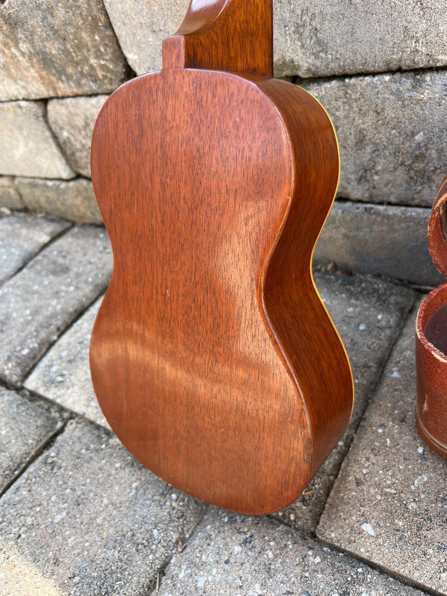 Vintage Gibson Style 2 Spruce Top Ukulele 1930’s