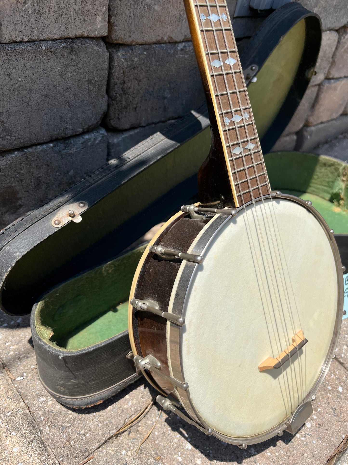 Vintage Gibson Ukulele Banjo Style 3