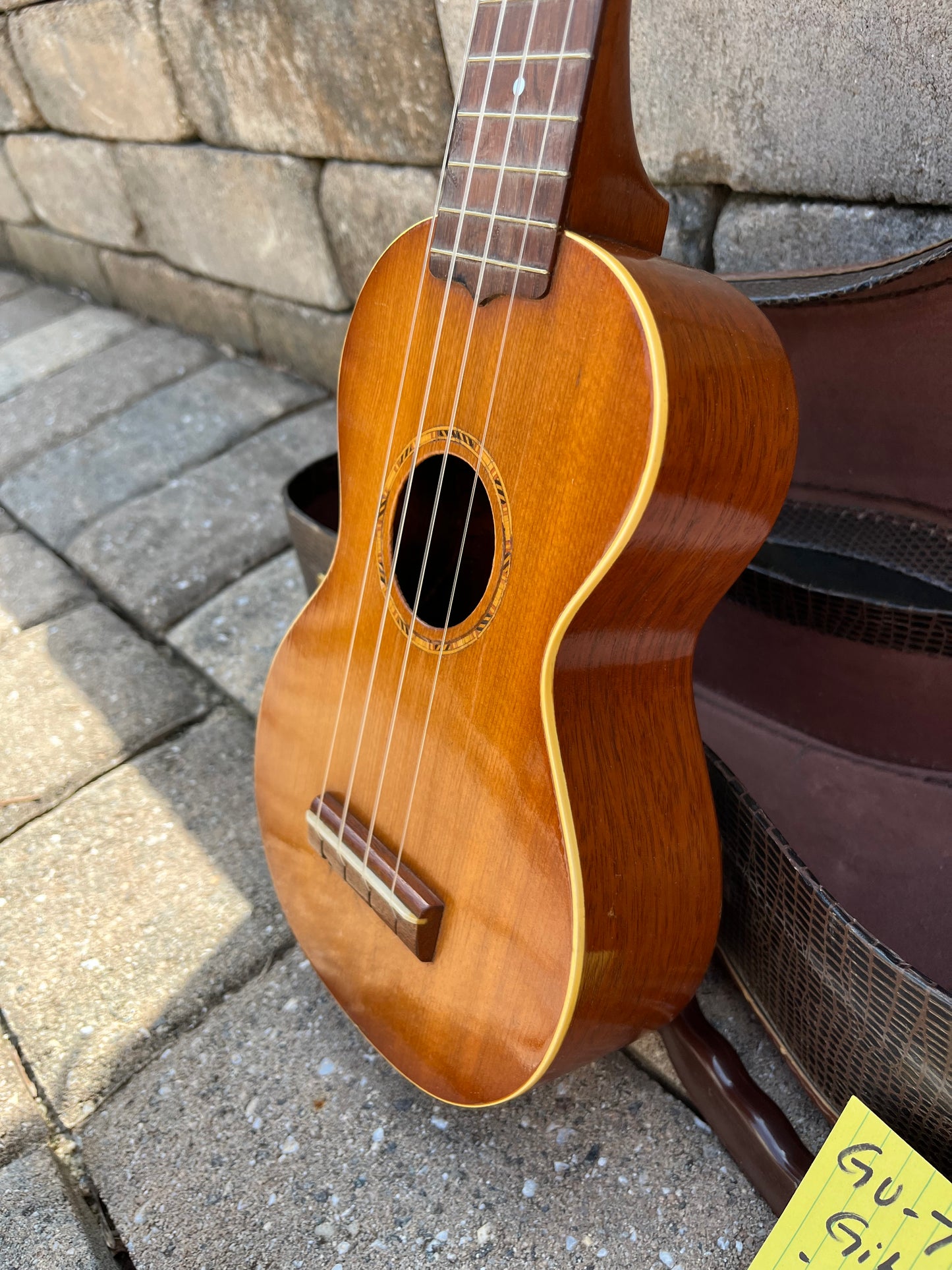 Vintage Gibson Style 2 1930’s Ukulele Spruce Top