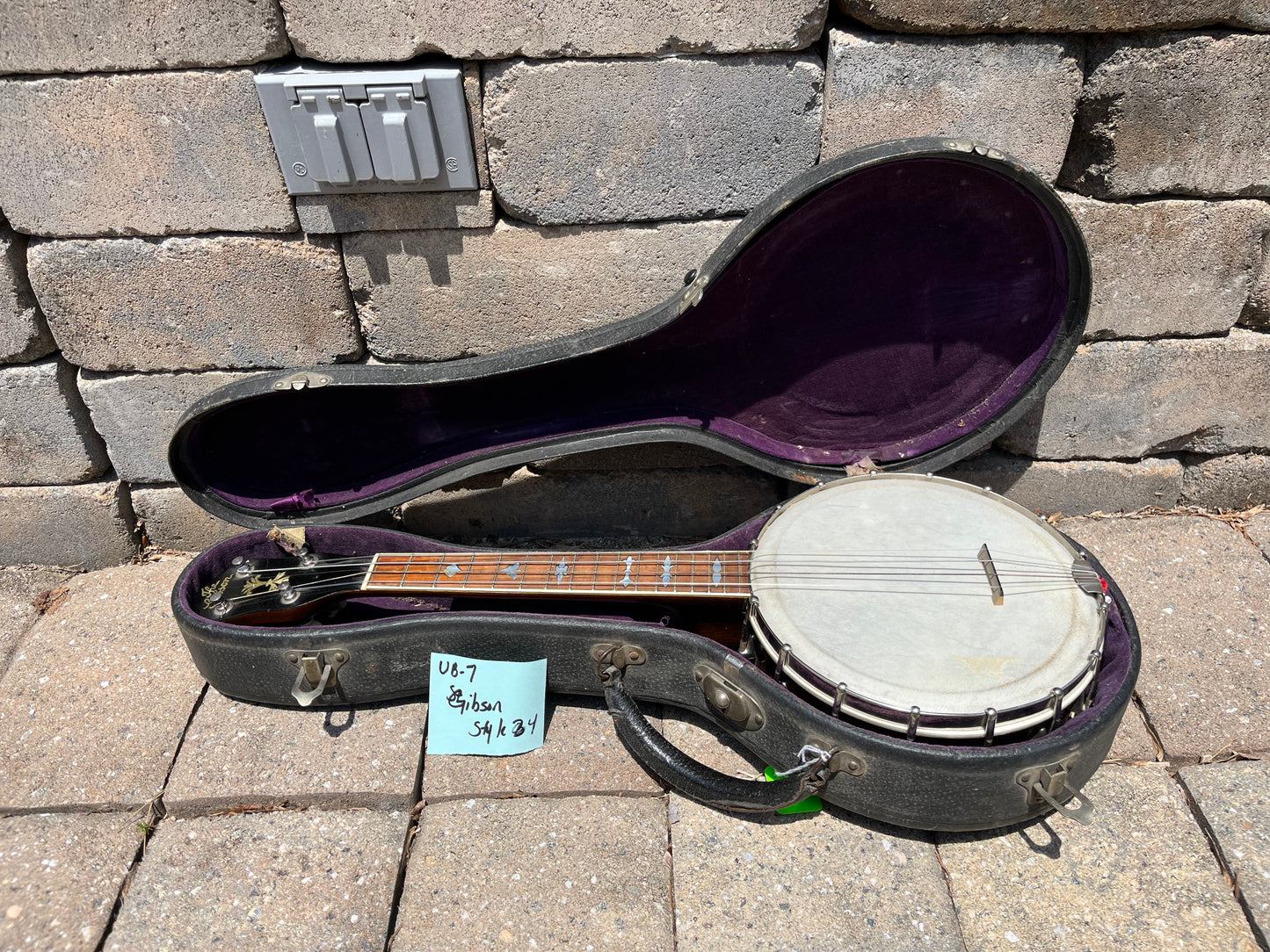 Vintage Gibson Ukulele Banjo Style 3