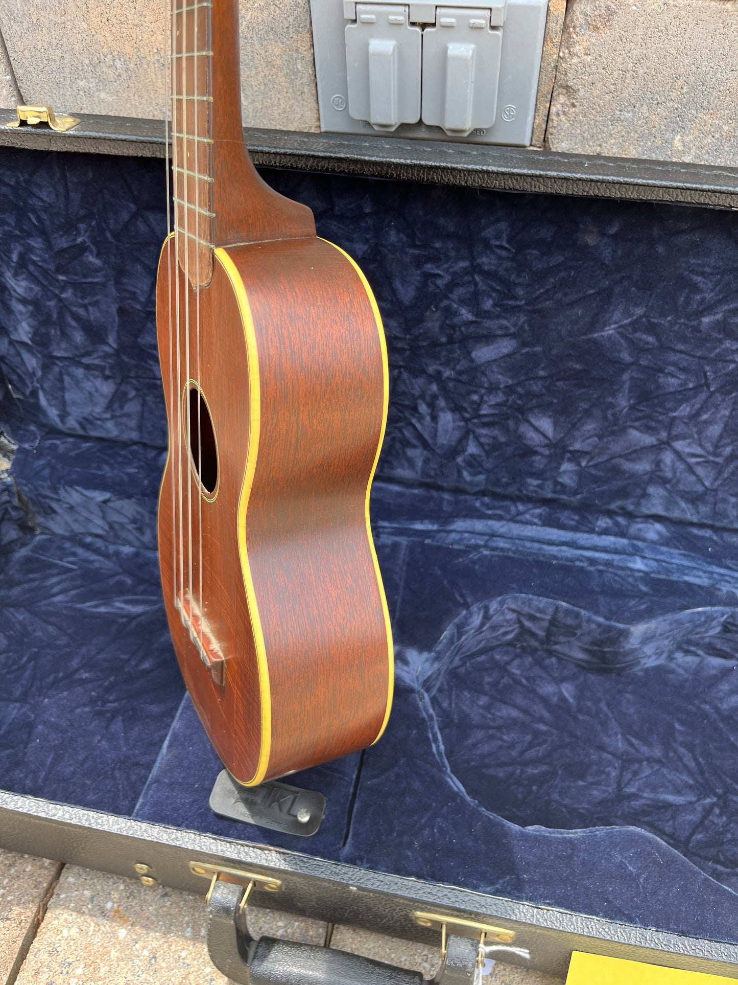 Vintage Martin Style 2 Ukulele