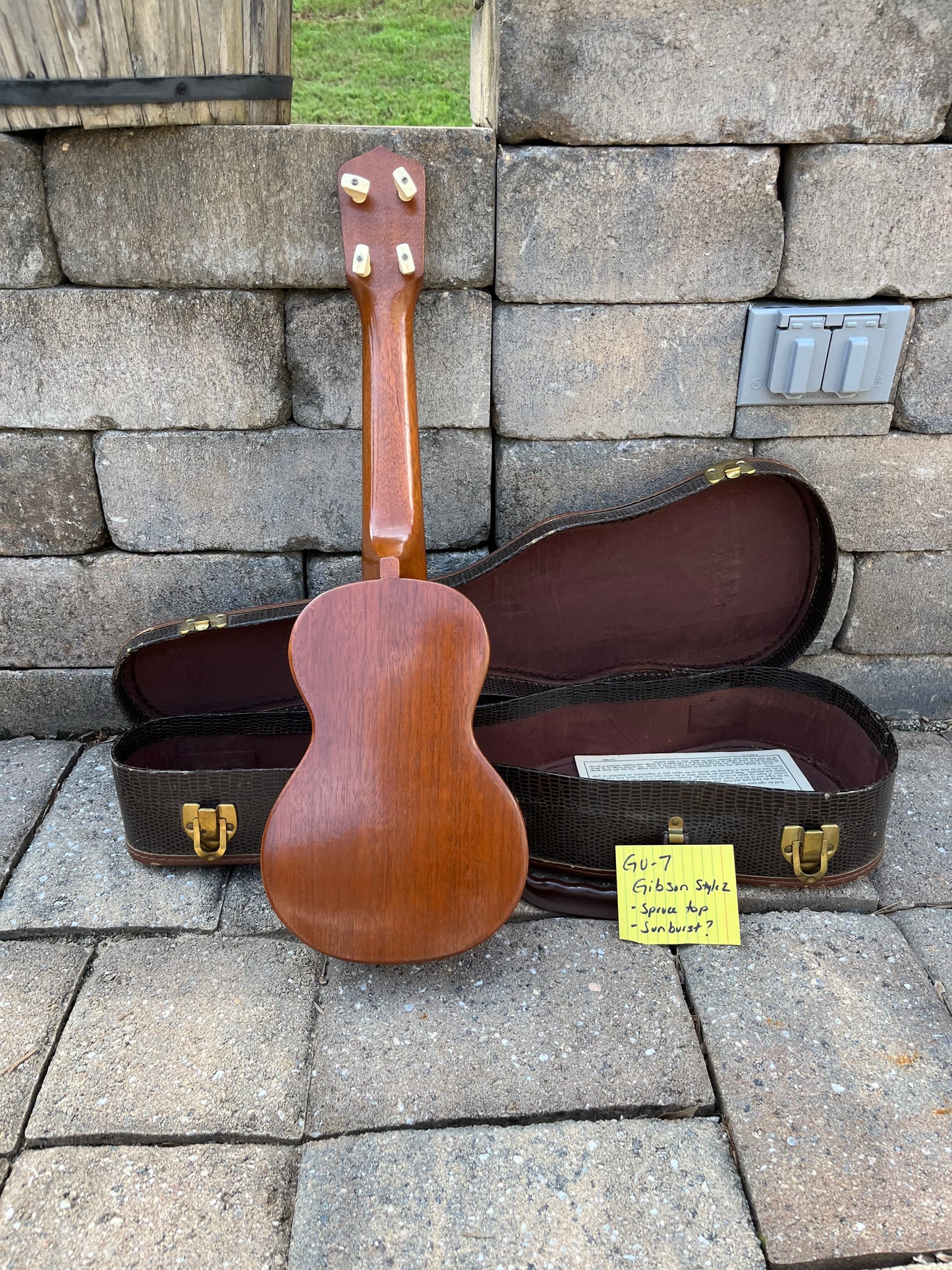Vintage Gibson Style 2 1930’s Ukulele Spruce Top