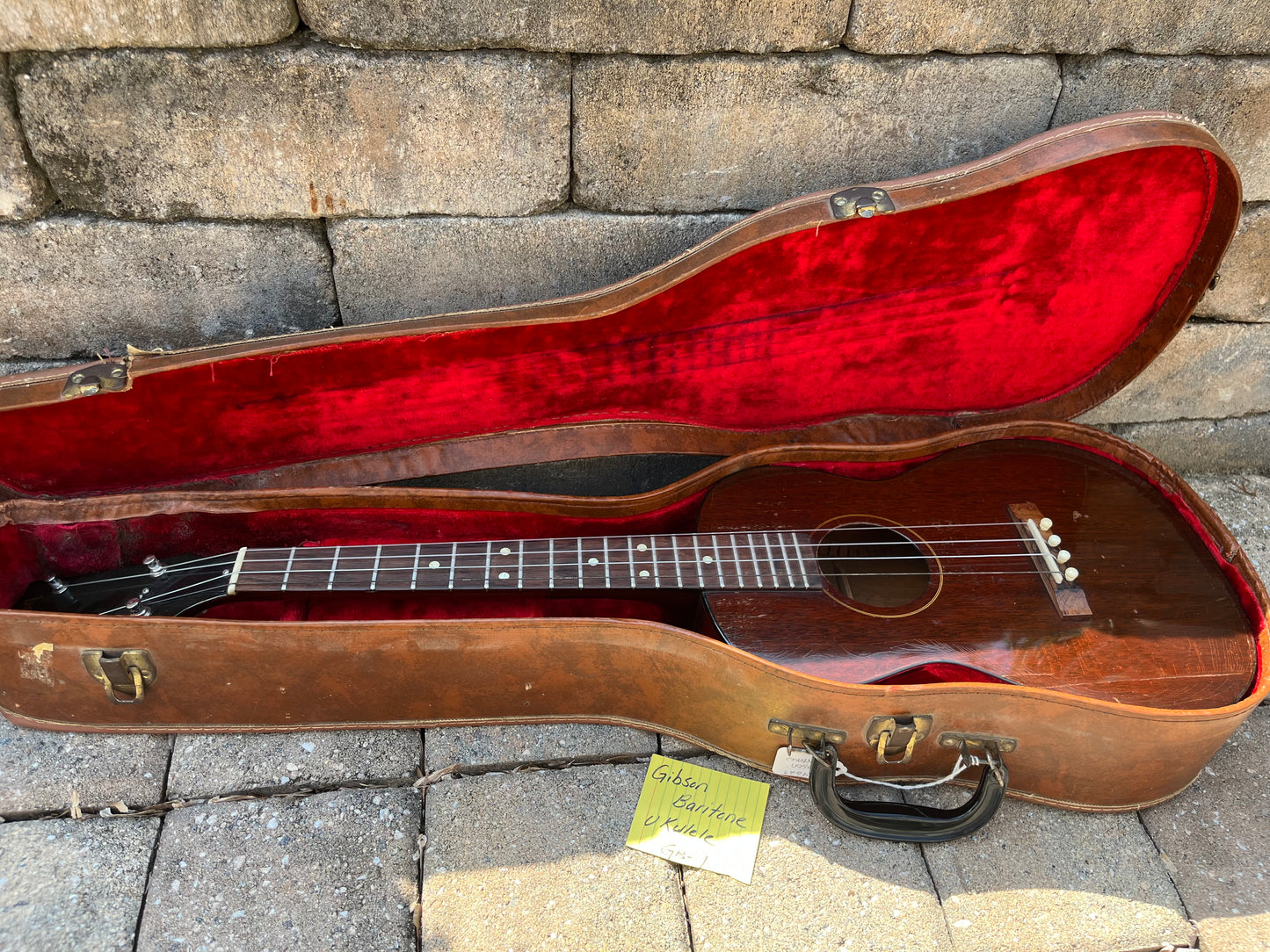 Vintage Gibson Baritone Ukulele 1 1960’s