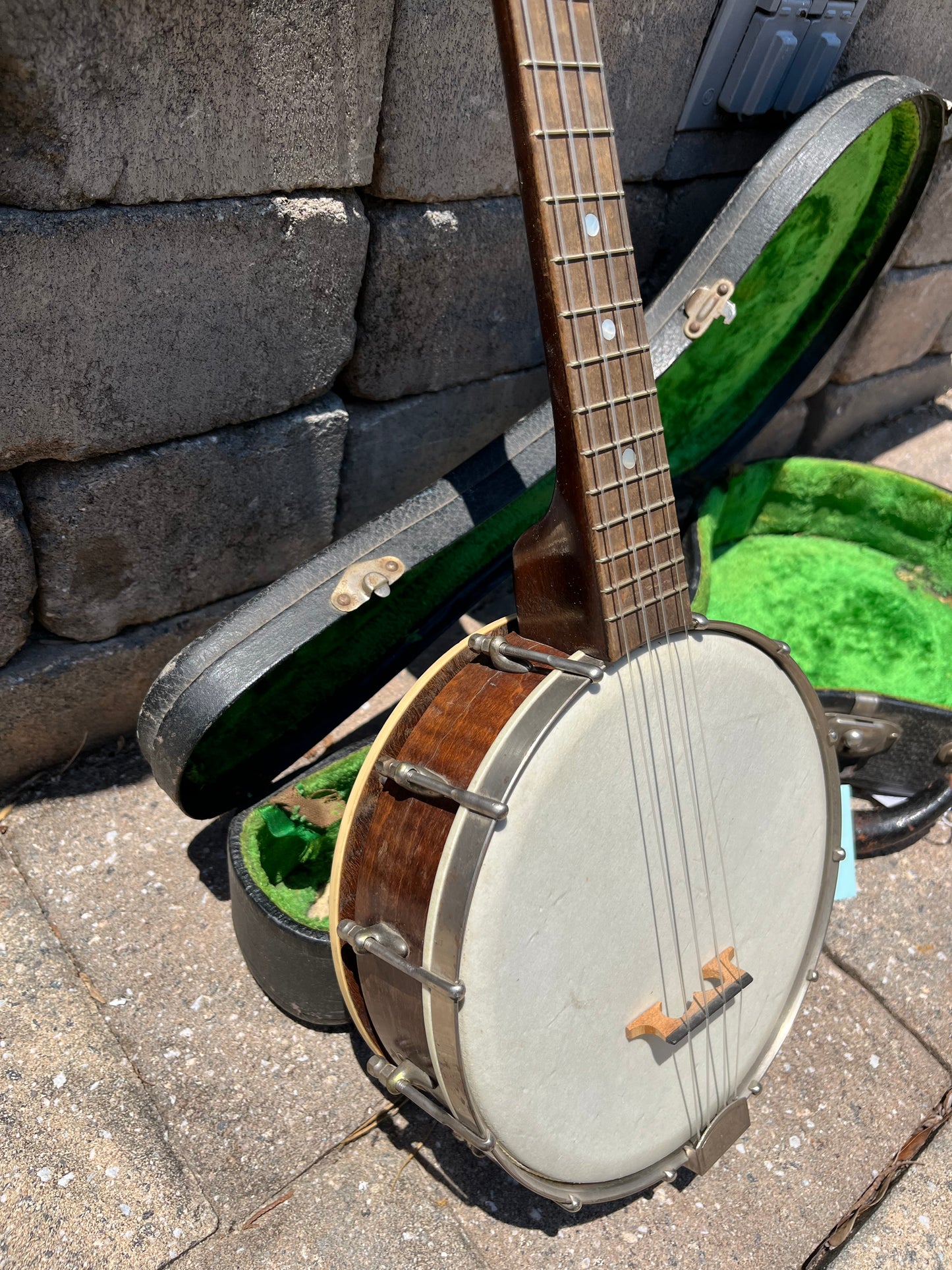 Vintage Gibson Ukulele Banjo Style 2