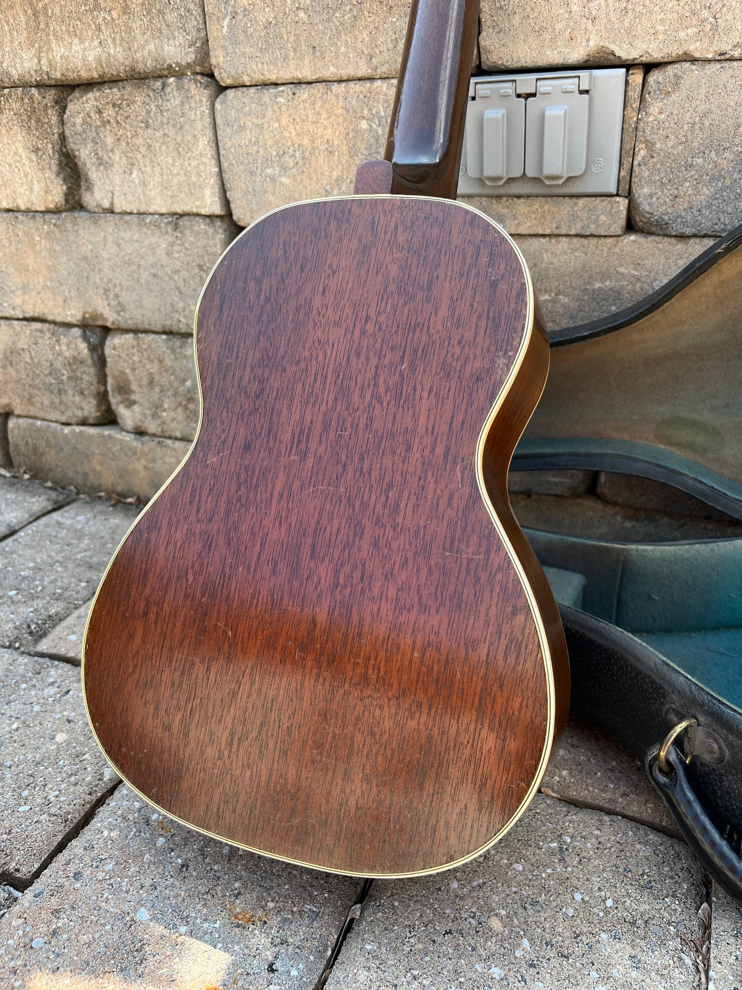 Vintage Gibson ETU-2 Tenor Electric Ukulele