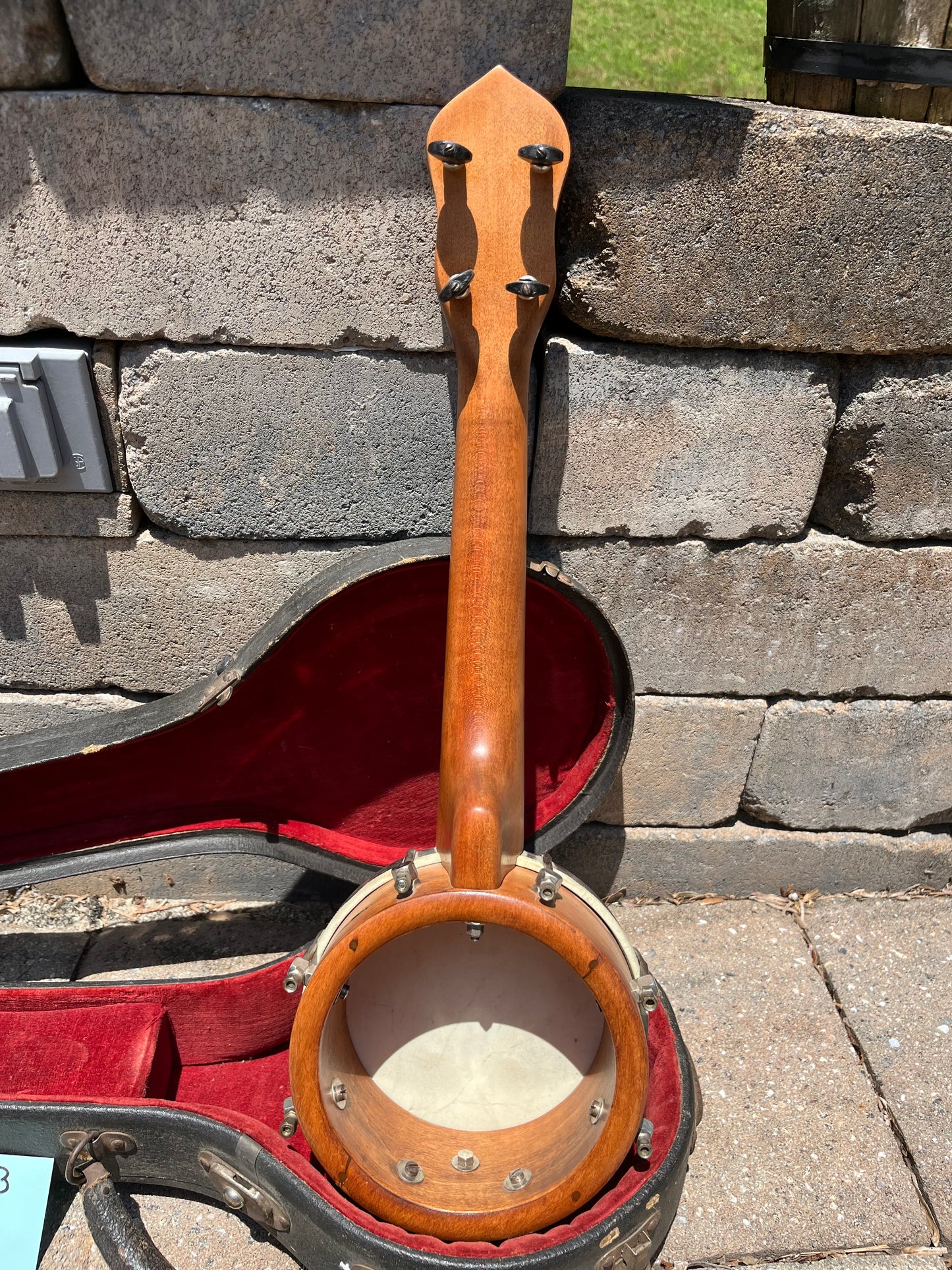 Vintage Gibson Ukulele Banjo UB-1