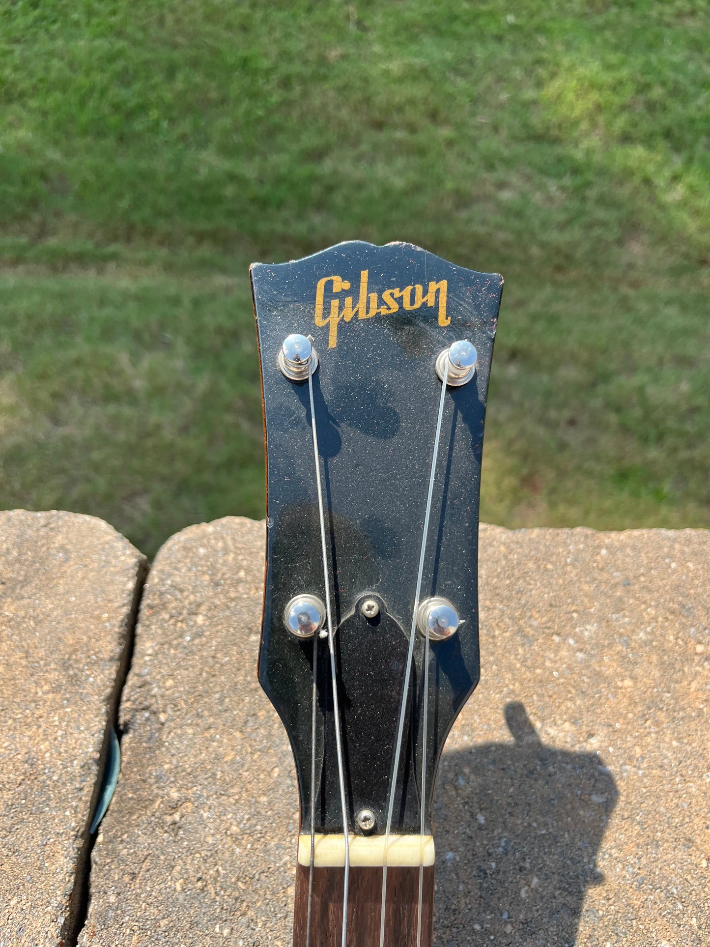 Vintage Gibson Baritone Ukulele 1 1960’s