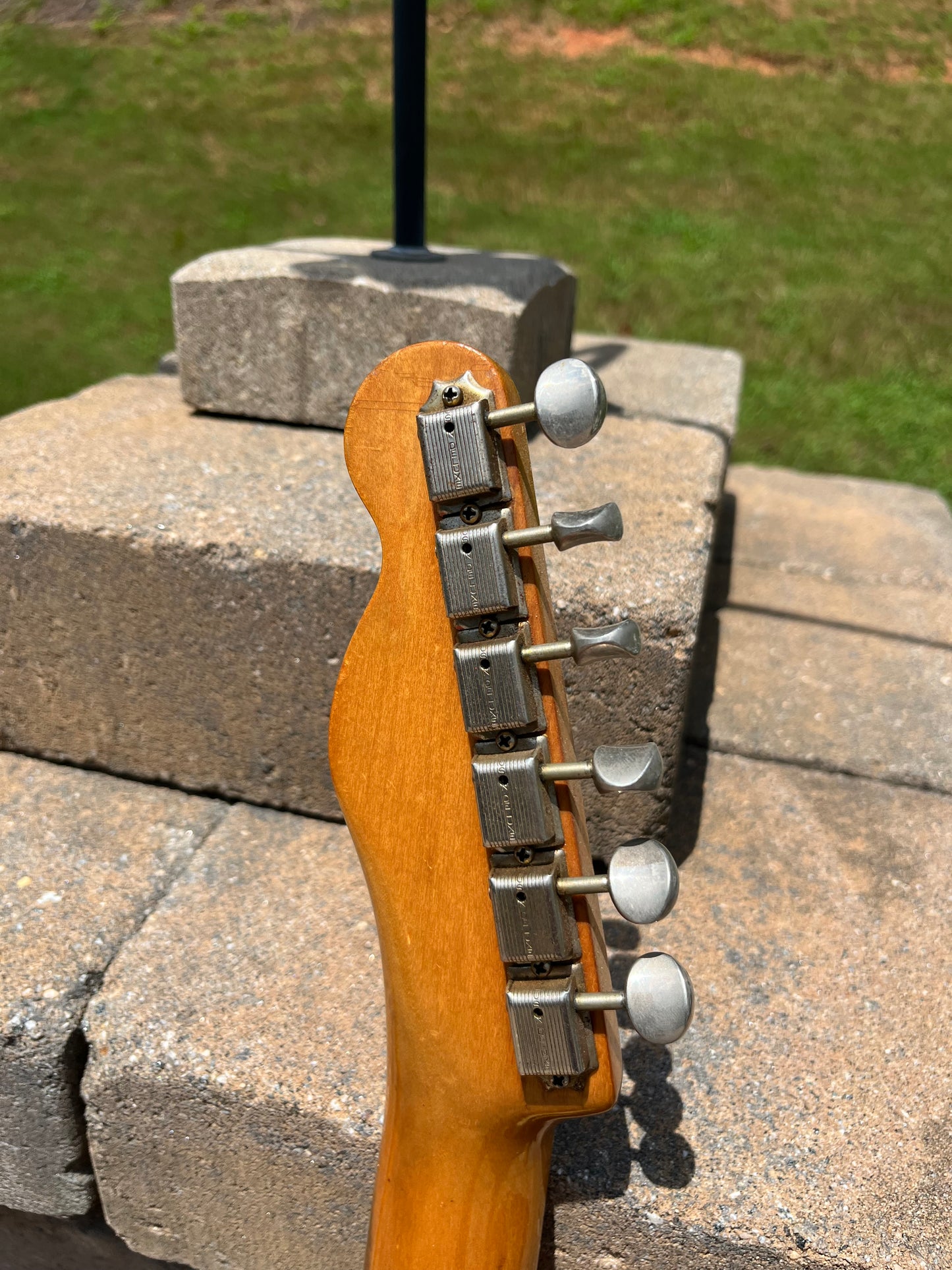 Vintage 1959 Fender Telecaster Blond Guitar
