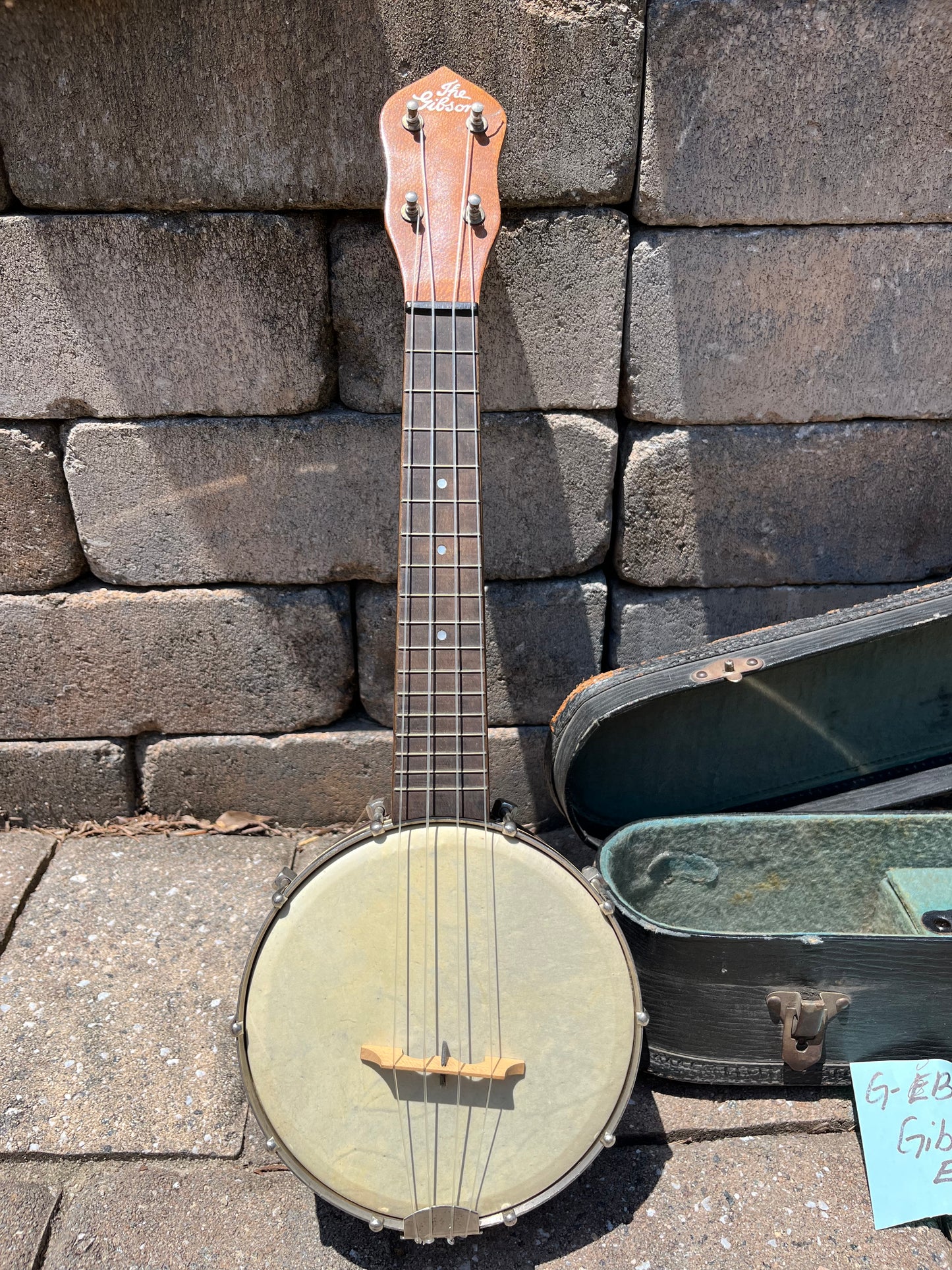 Vintage Gibson Ukulele Banjo Style 1