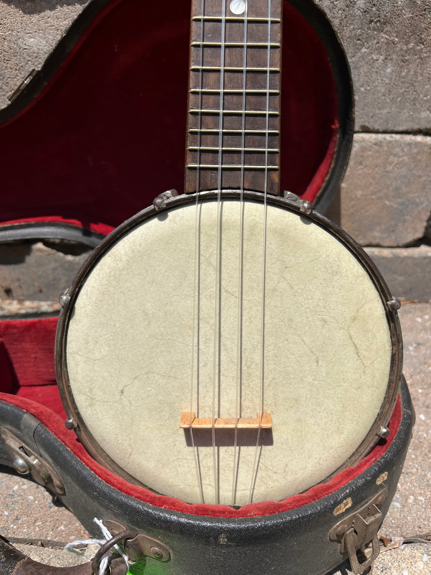 Vintage Gibson Ukulele Banjo UB-1