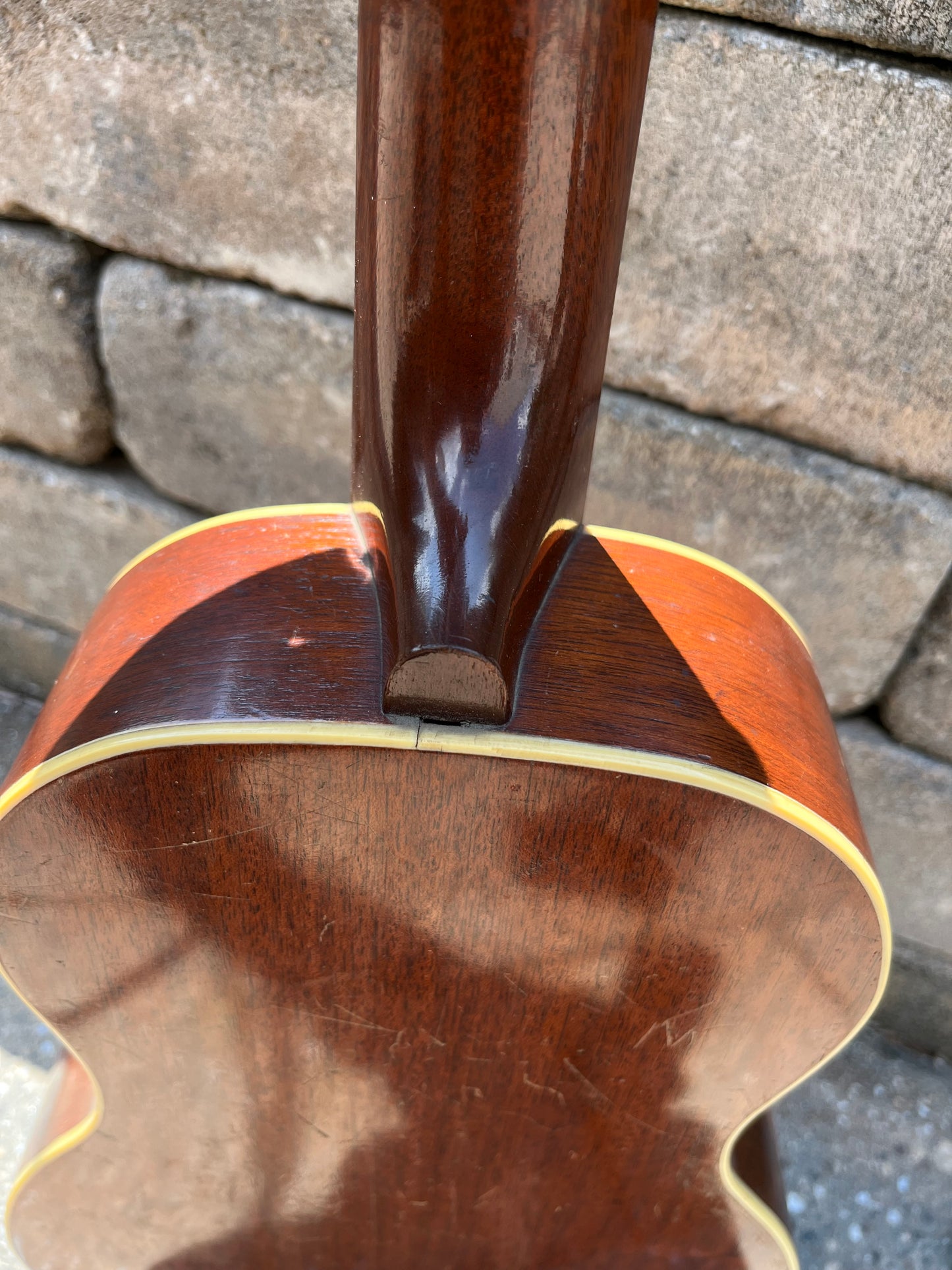 Vintage Gibson TU Tenor Ukulele