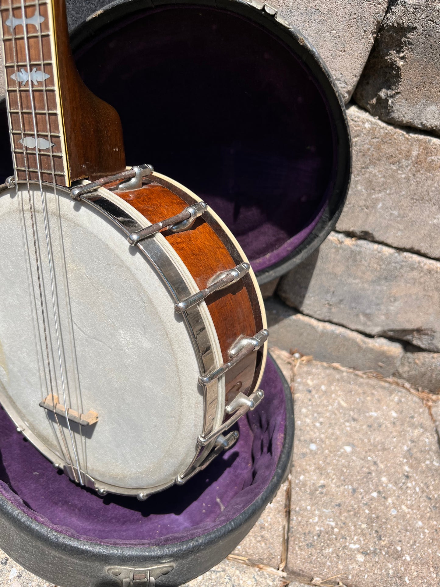 Vintage Gibson Ukulele Banjo Style 3