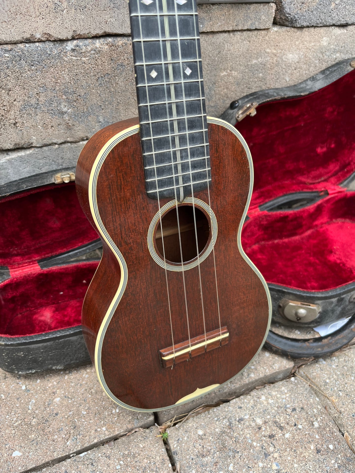 Vintage Martin Style 3 Ukulele