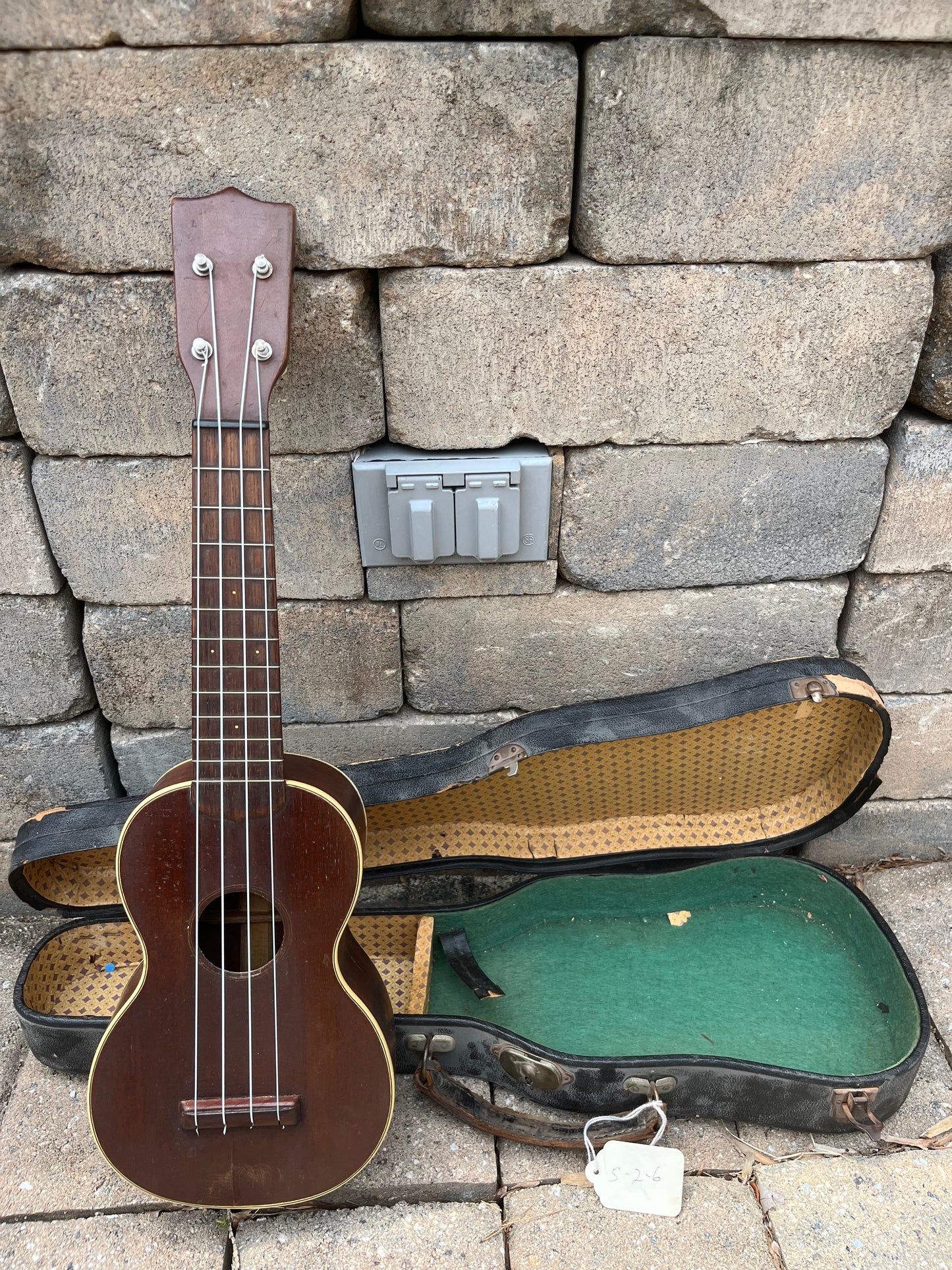 Vintage Martin Style 2 Mahogany Ukulele