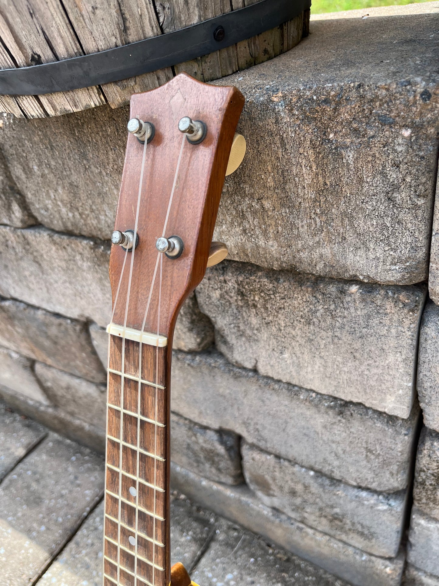 Vintage Washburn Bell Ukulele by Lyon & Healy Ukulele