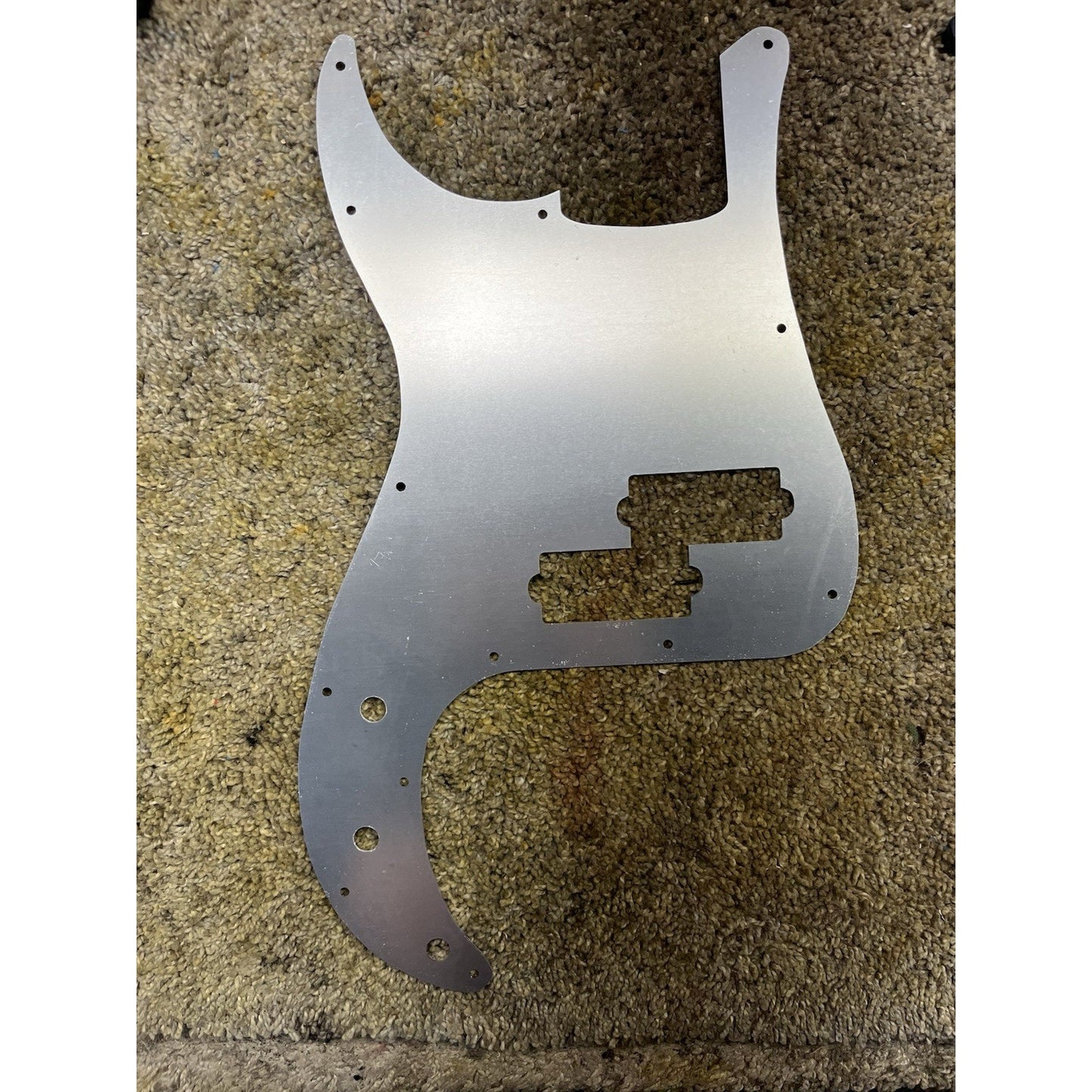 New Silver Brushed Anodized Aluminum P Bass Scratch Plate Pickguard