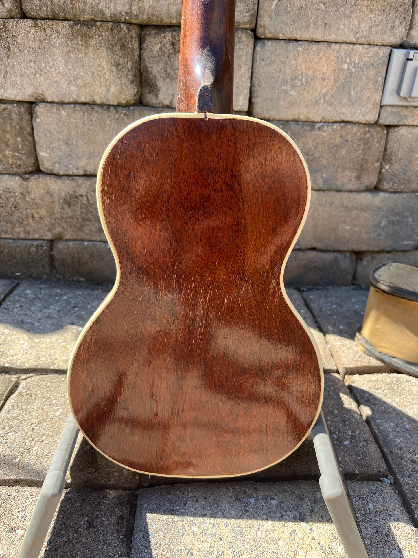 Vintage 1930’s Regal Wendell Hall Concert Ukulele