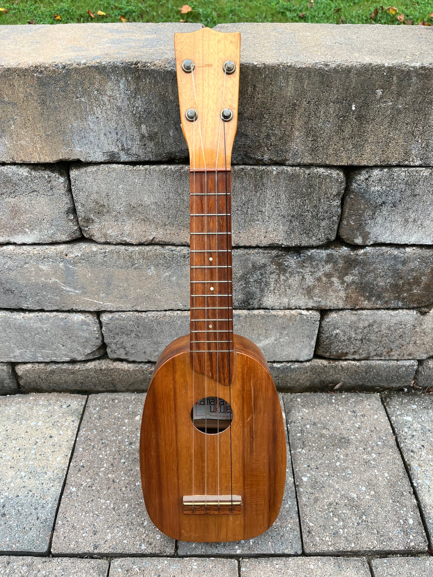 Vintage 1960’s Kamaka Koa Pineapple Ukulele
