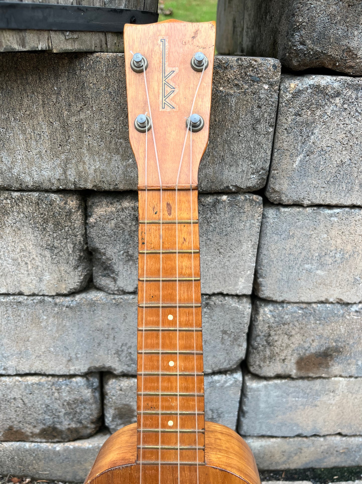Vintage 1961 Kamaka Gold Label Ukulele