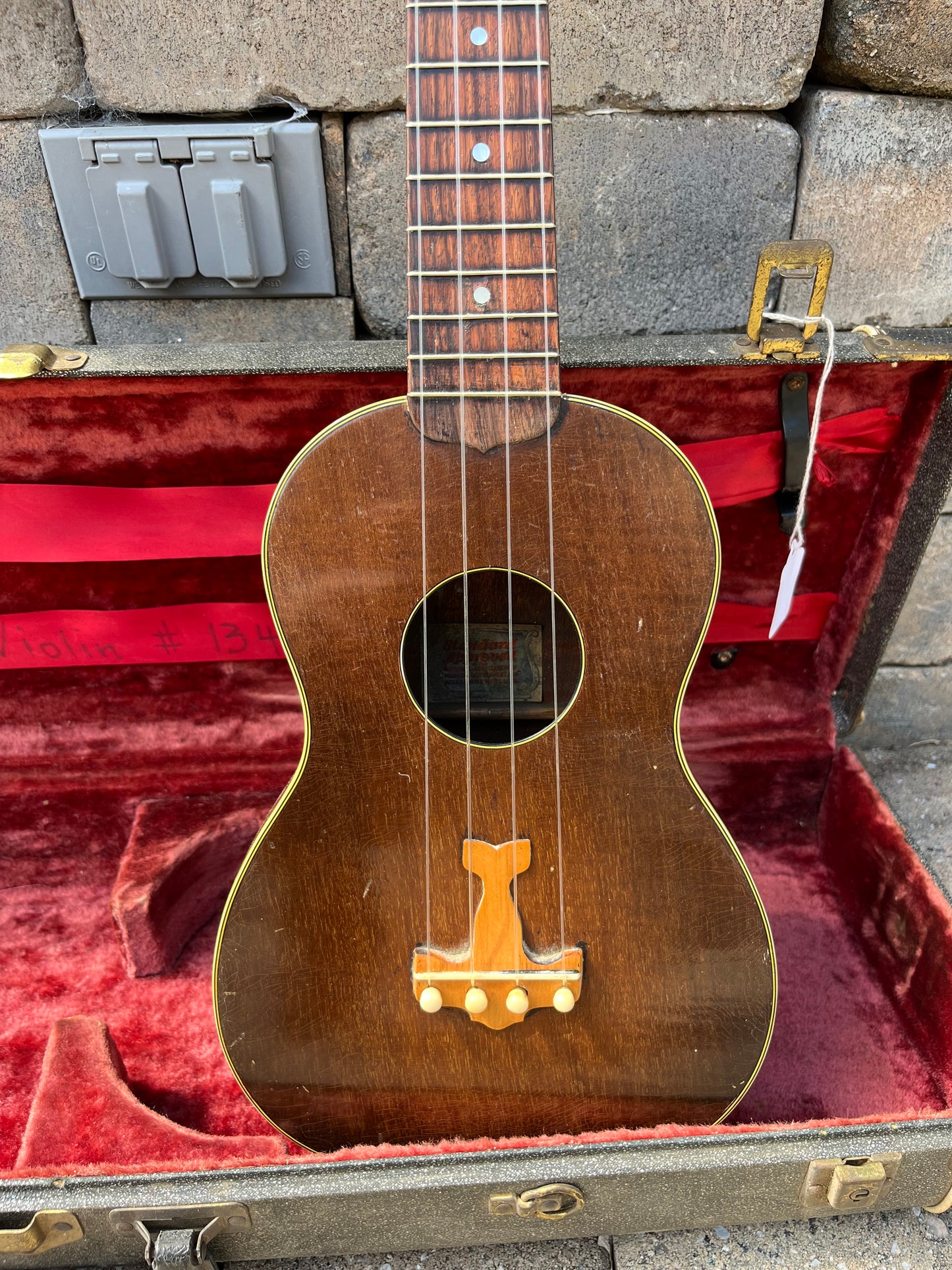 Vintage Harmony 1930’s Johny Marvin Tenor Ukulele