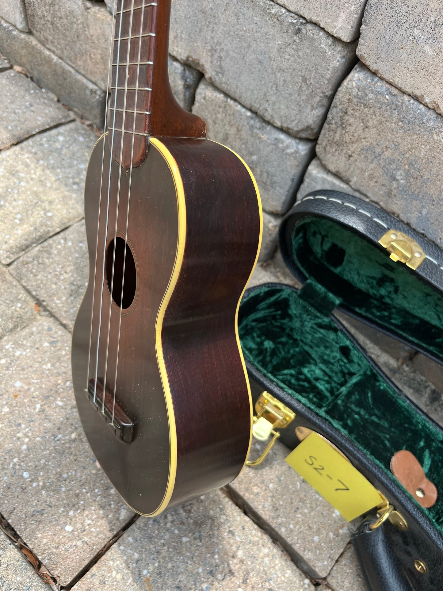 Vintage Martin Style 2 Ukulele