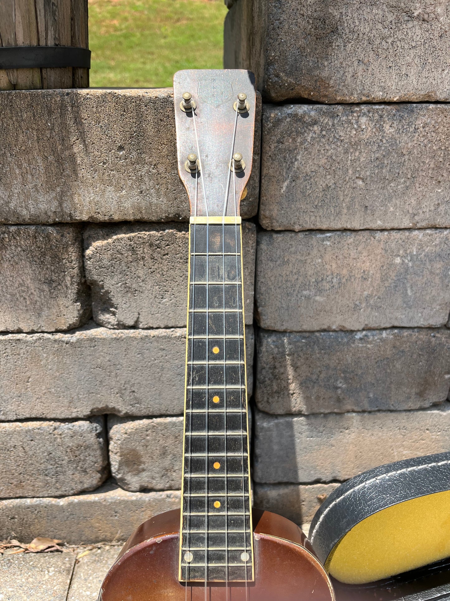 Vintage National Triolian Ukulele Soprano