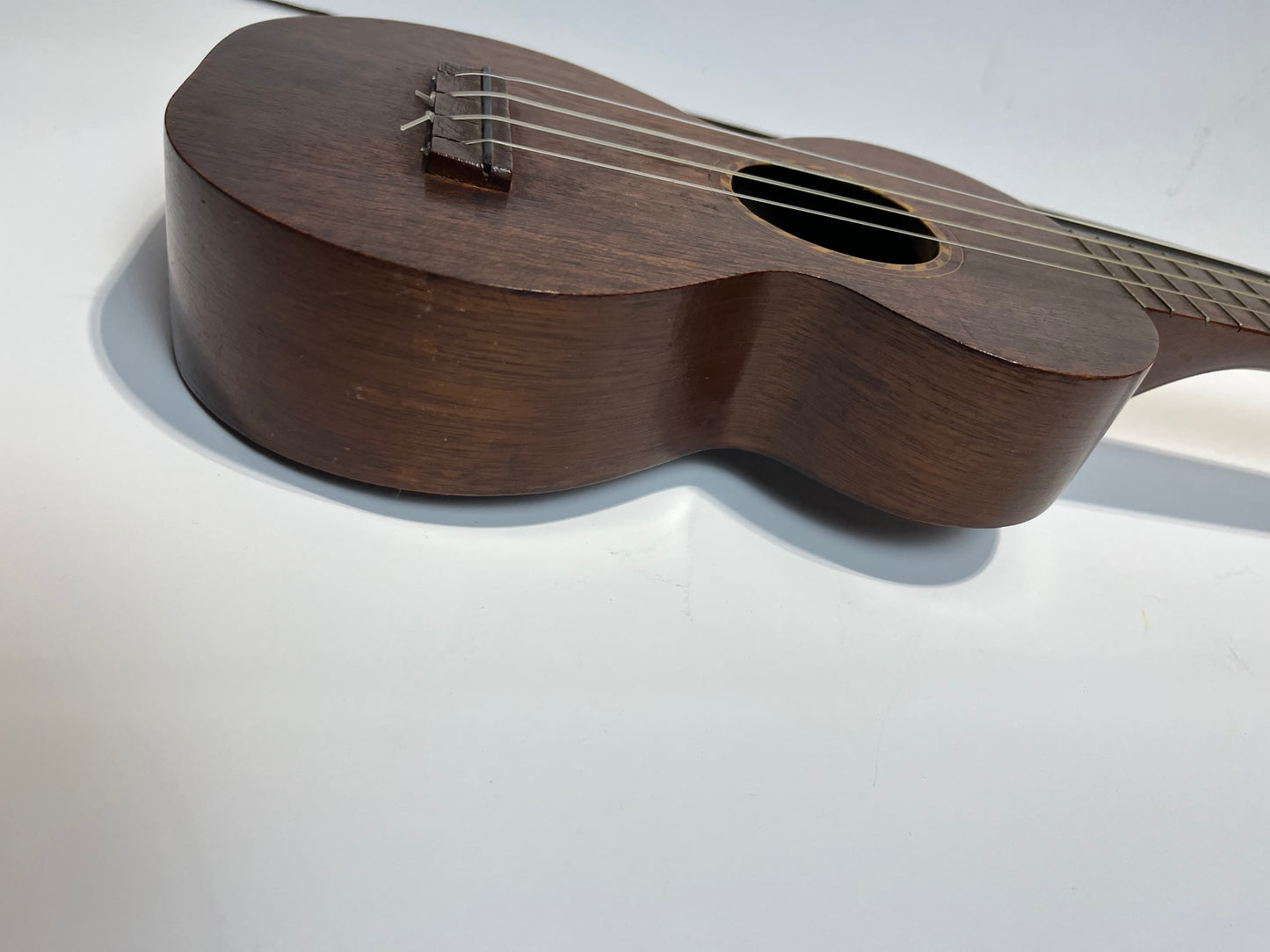 Vintage 1920’s Kaholas & Co Hawaiian Ukulele