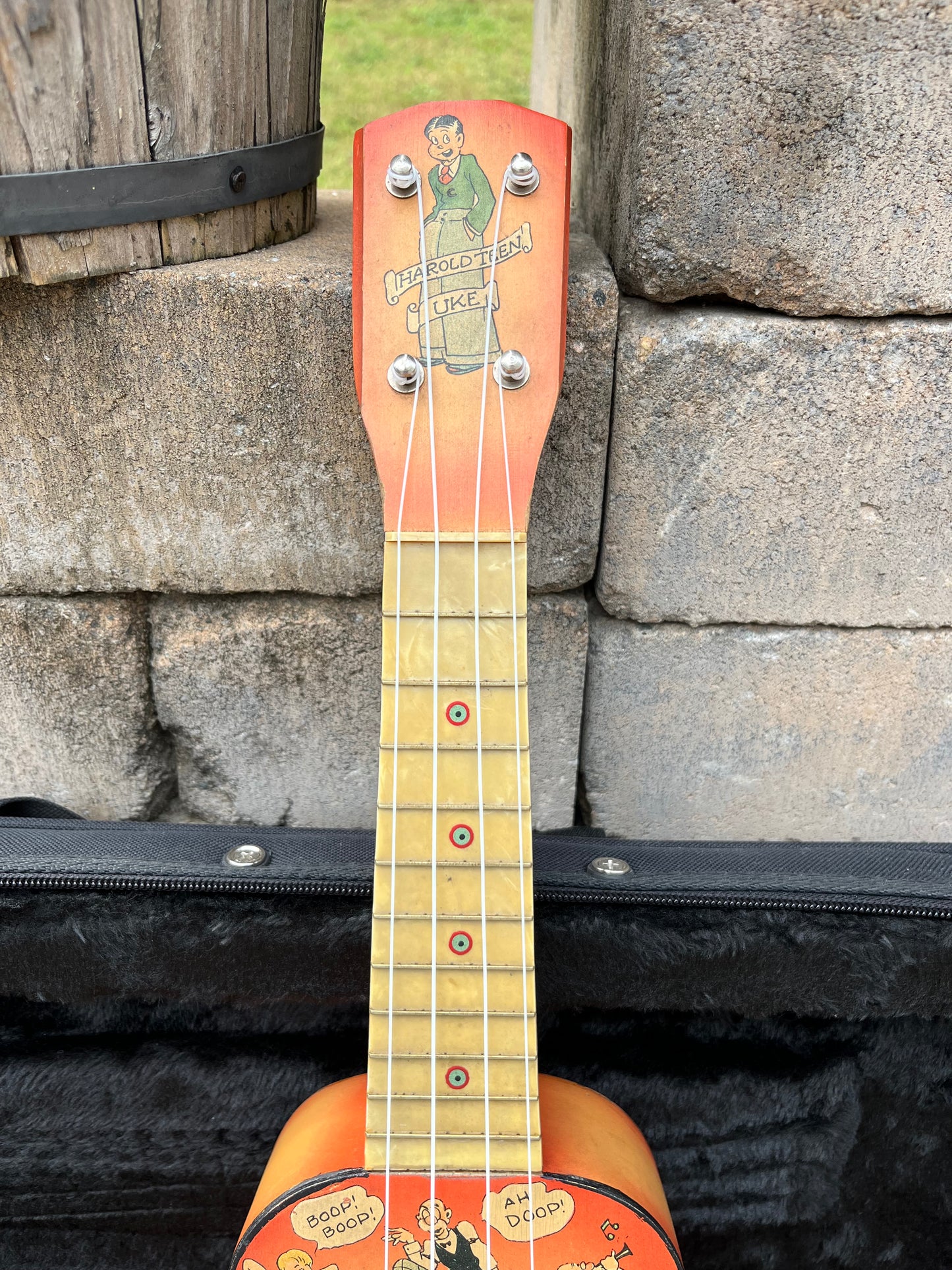 Vintage 1920’s Harmony Harold Teen Sunburst Ukulele