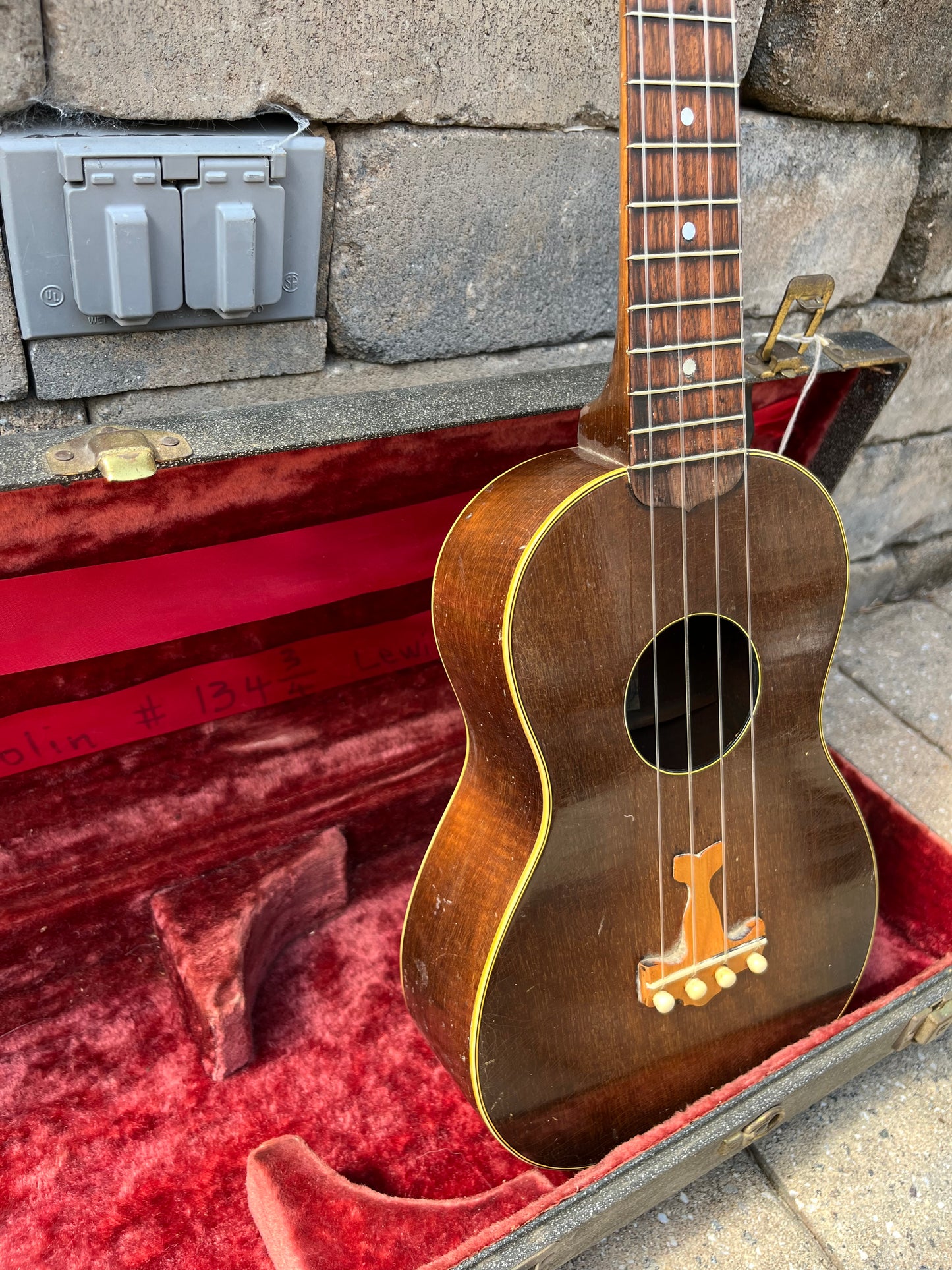 Vintage Harmony 1930’s Johny Marvin Tenor Ukulele