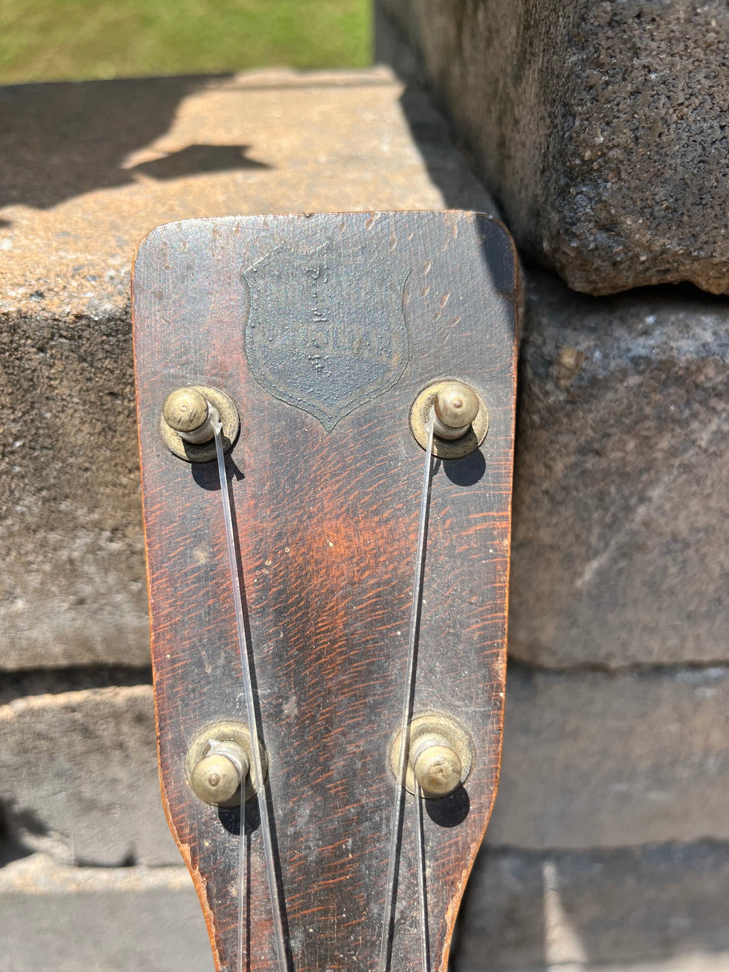 Vintage National Triolian Ukulele Soprano