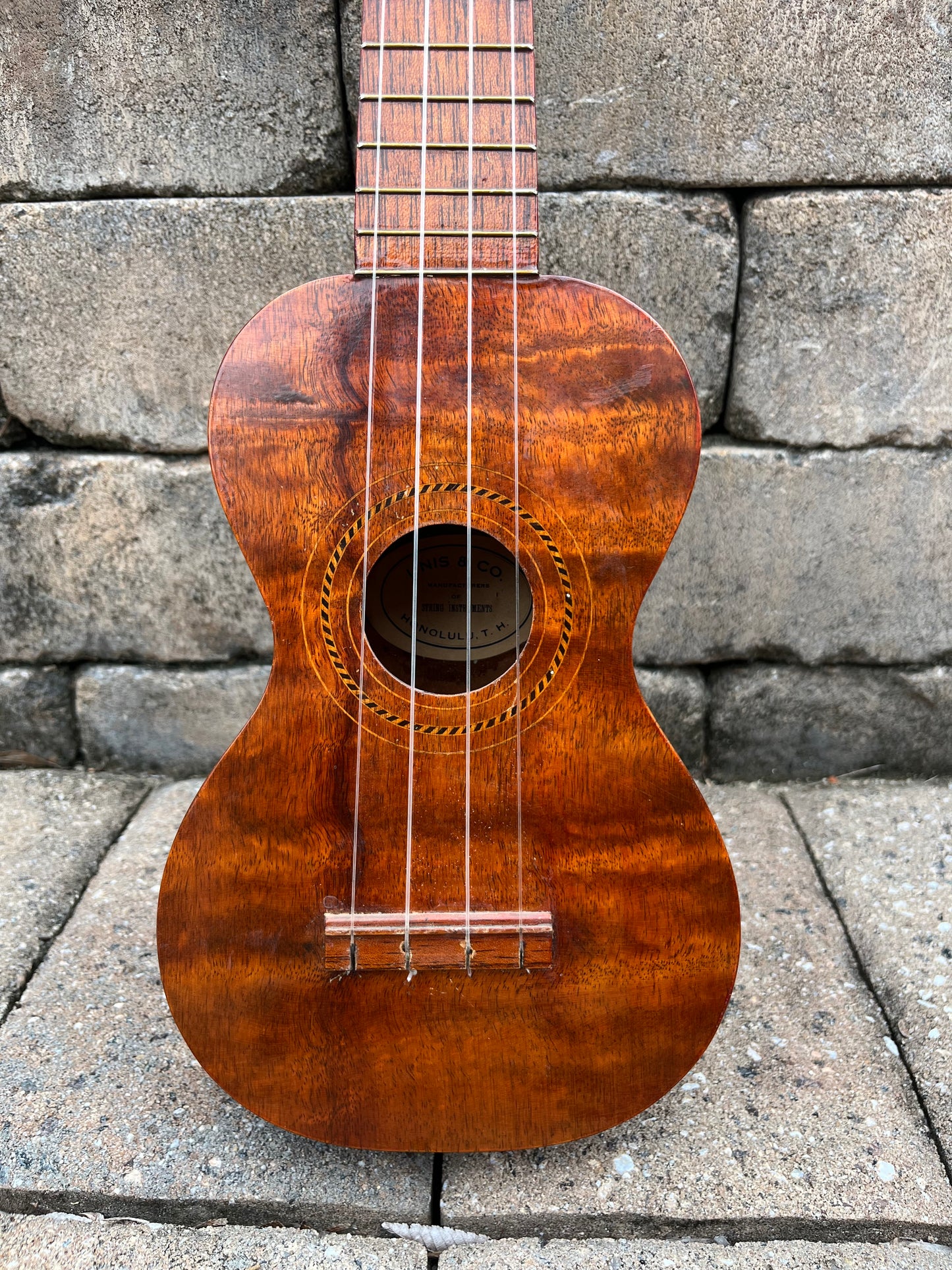 Vintage Unis & Co Hawaiian 1920’s Ukulele