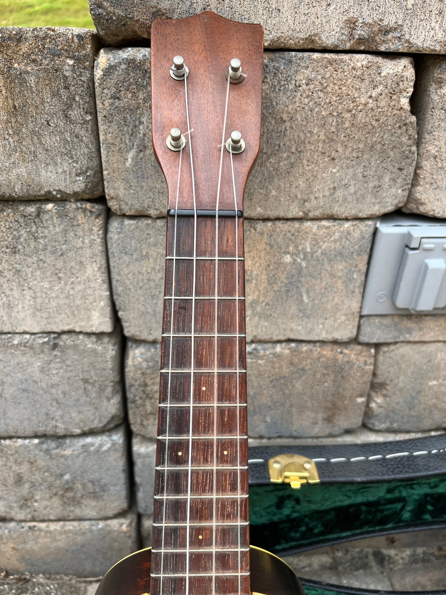 Vintage Martin Style 2 Ukulele