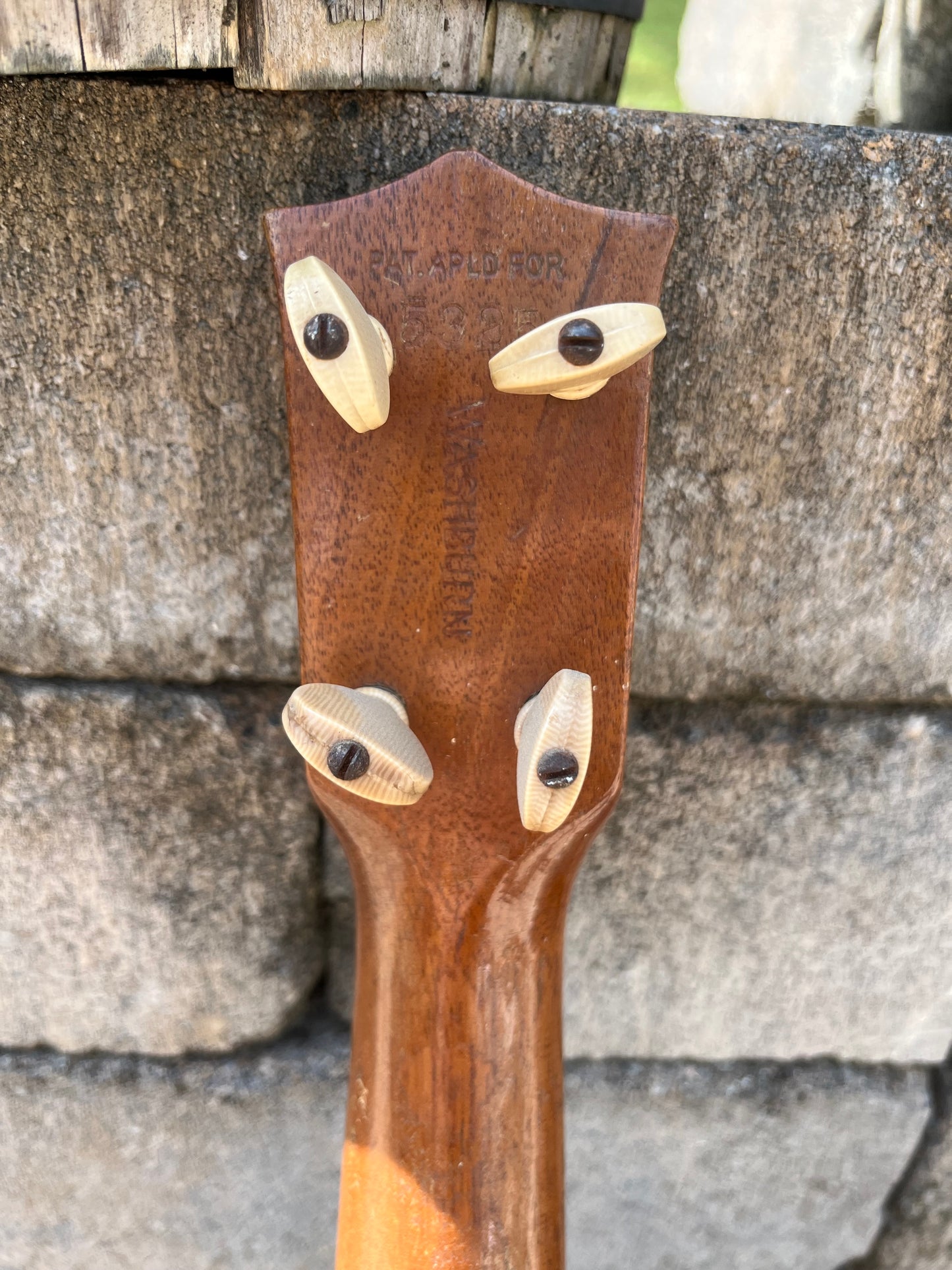 Vintage Washburn Bell Ukulele by Lyon & Healy Ukulele