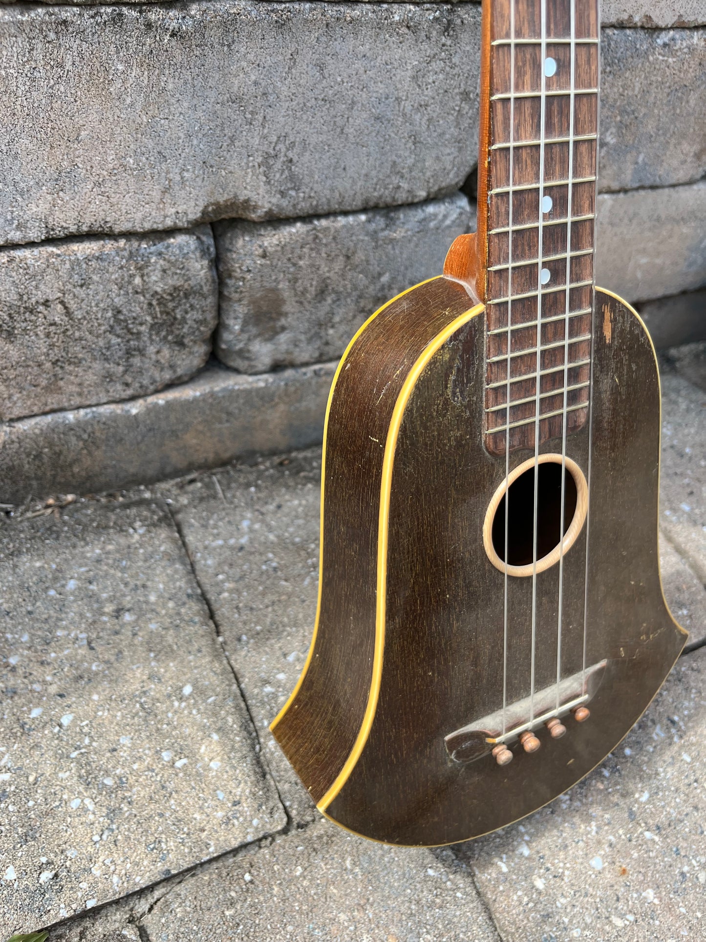 Vintage Washburn Bell Ukulele by Lyon & Healy Ukulele