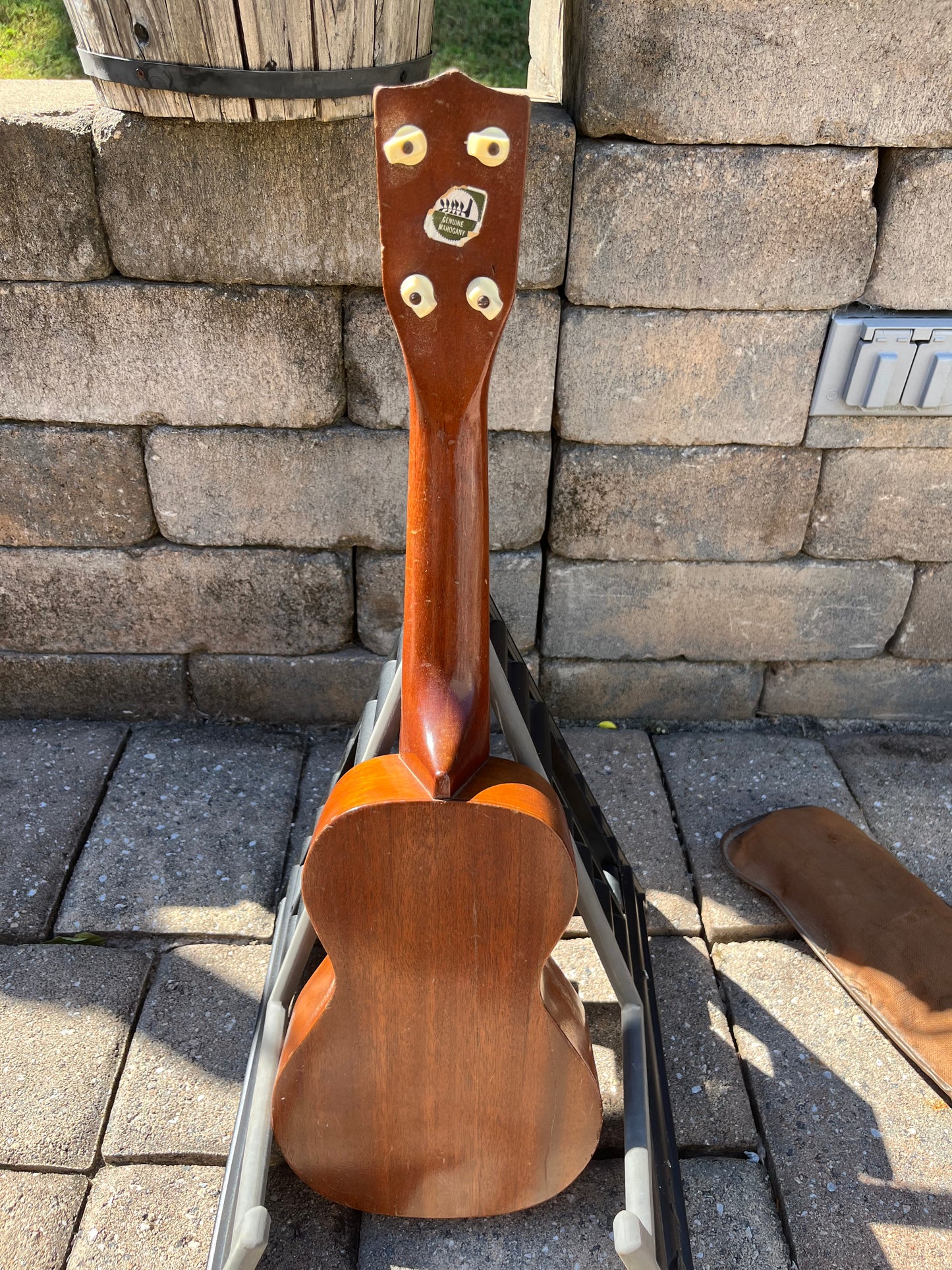 Vintage 1950’s Harmony Roy Smeck Ukulele