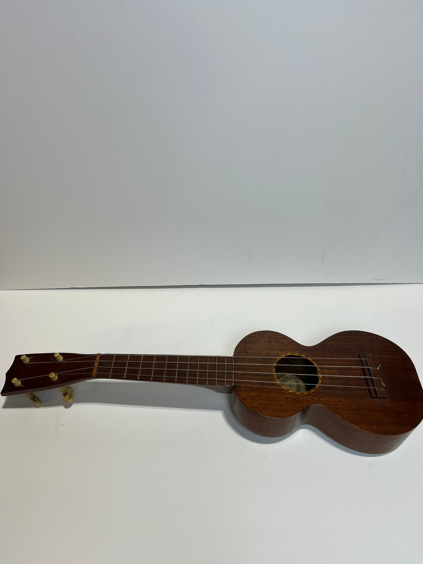 Vintage 1920’s Kaholas & Co Hawaiian Ukulele