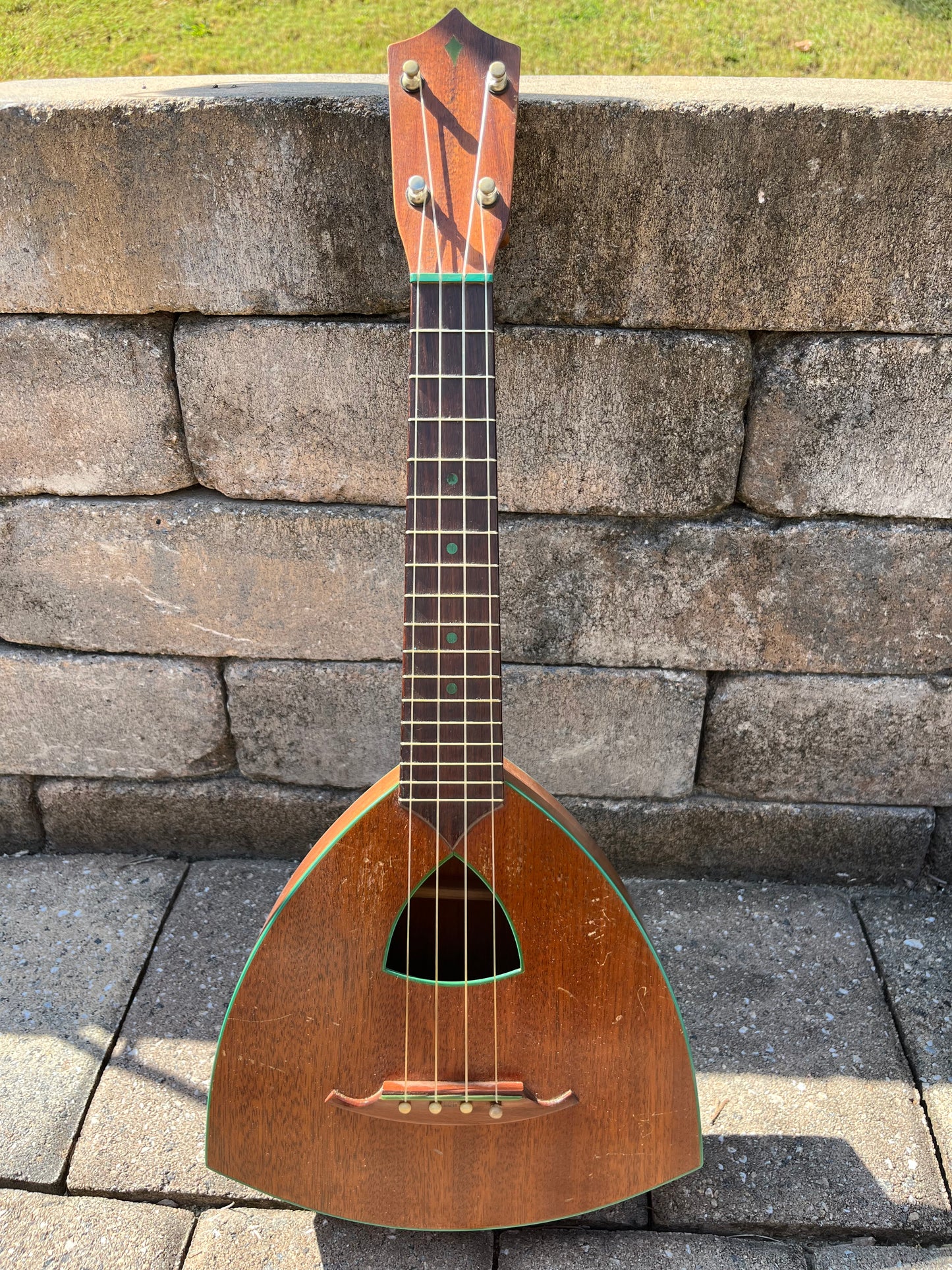 Vintage 1930’s Washburn by Lyon & Healy Shilners Ukulele Rare