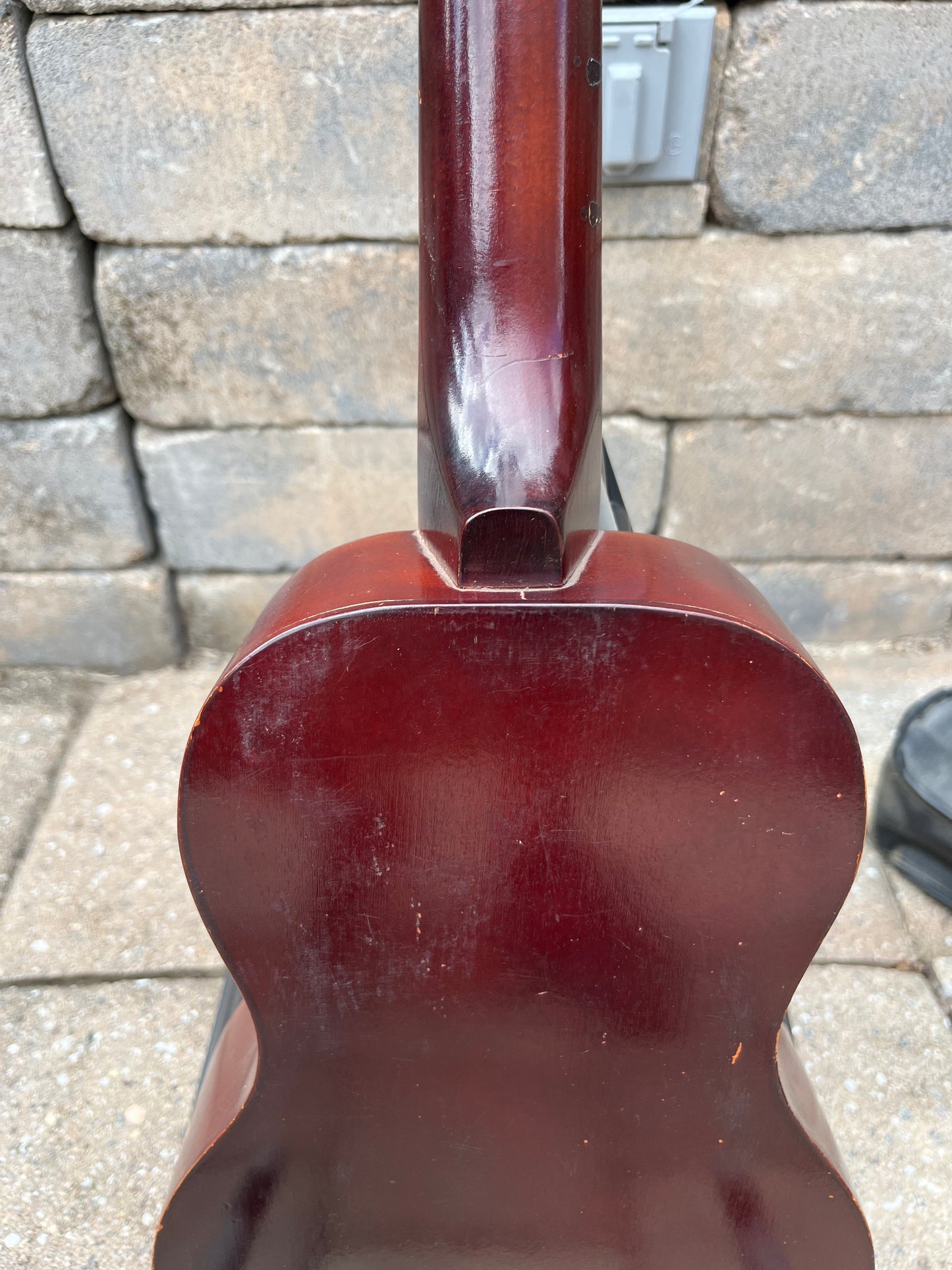 Vintage 1930’s Regal Wendell Hall TV Ukulele