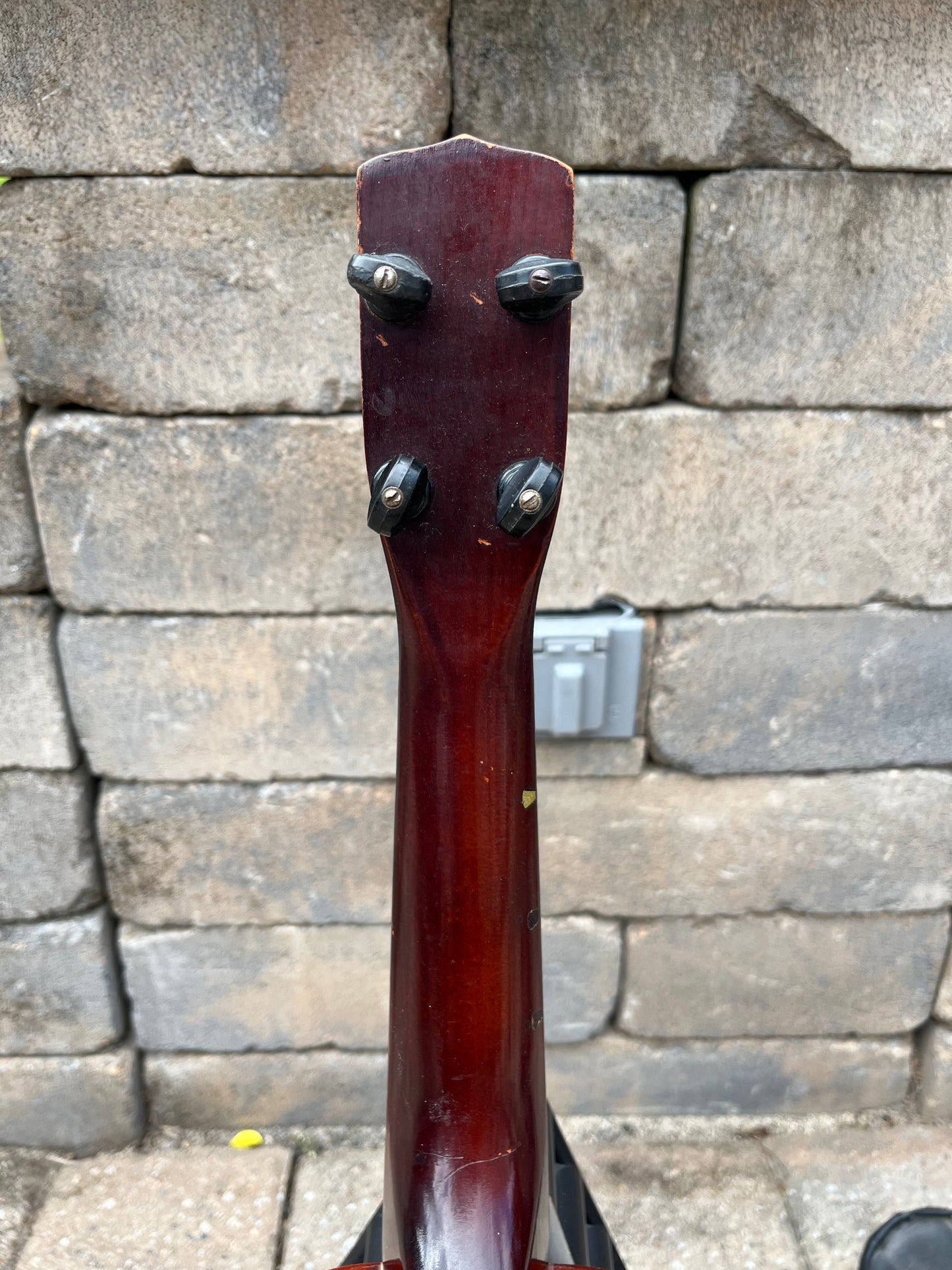 Vintage 1930’s Regal Wendell Hall TV Ukulele