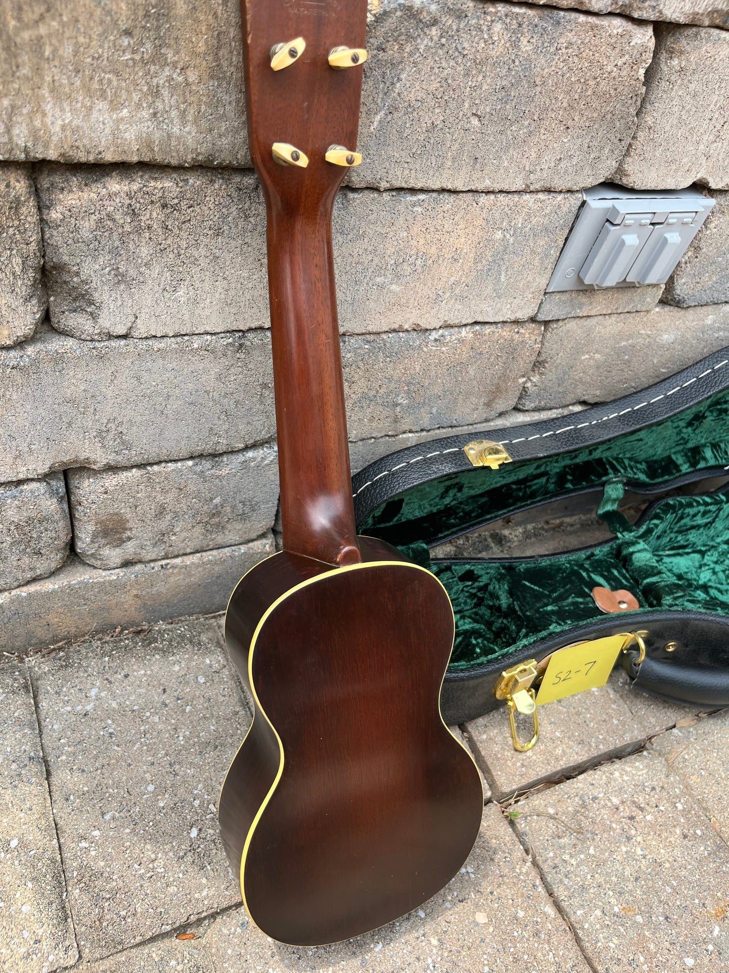 Vintage Martin Style 2 Ukulele