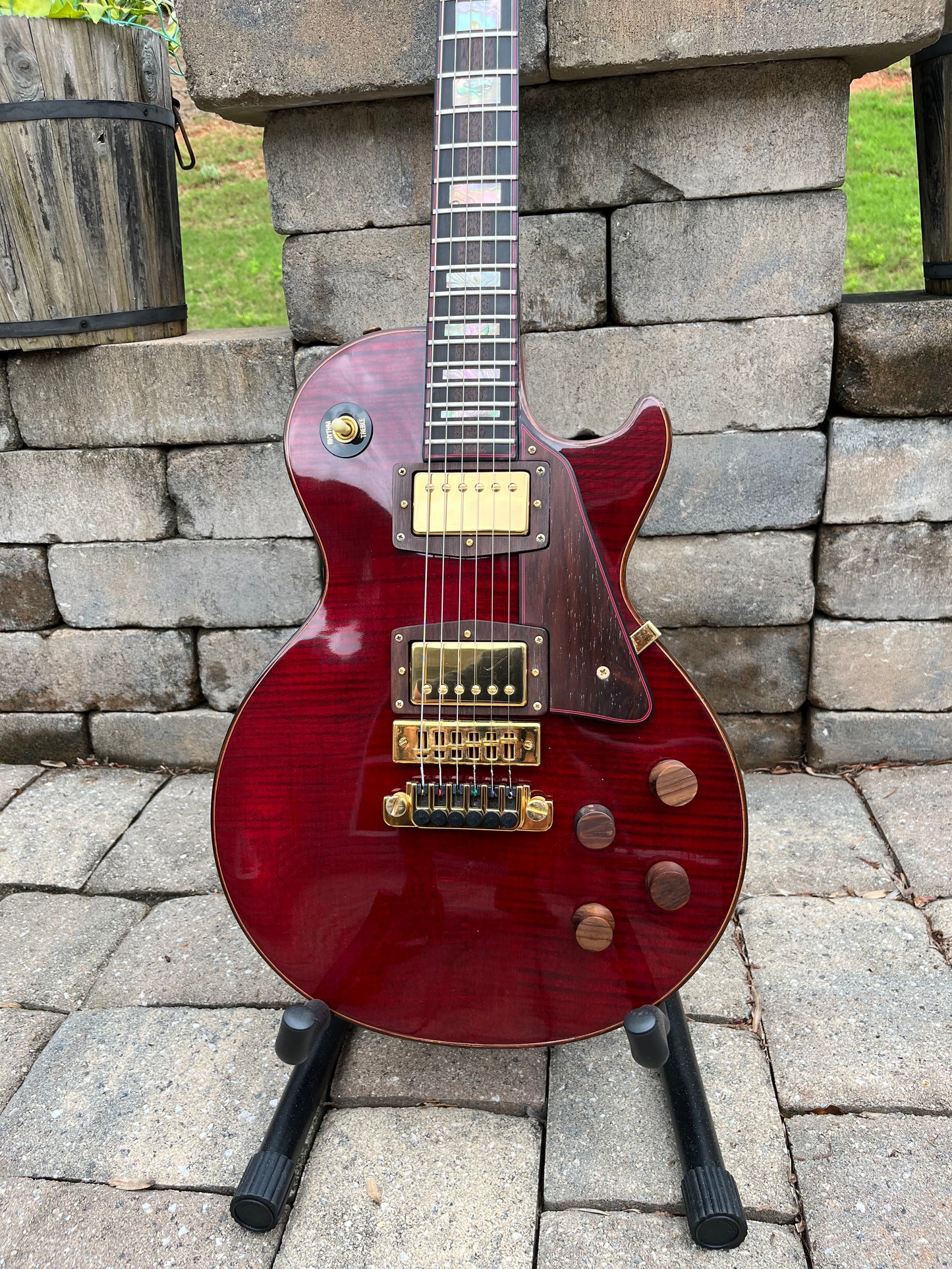 Vintage 1979 Gibson Les Paul Guitar “The Les Paul” Rare